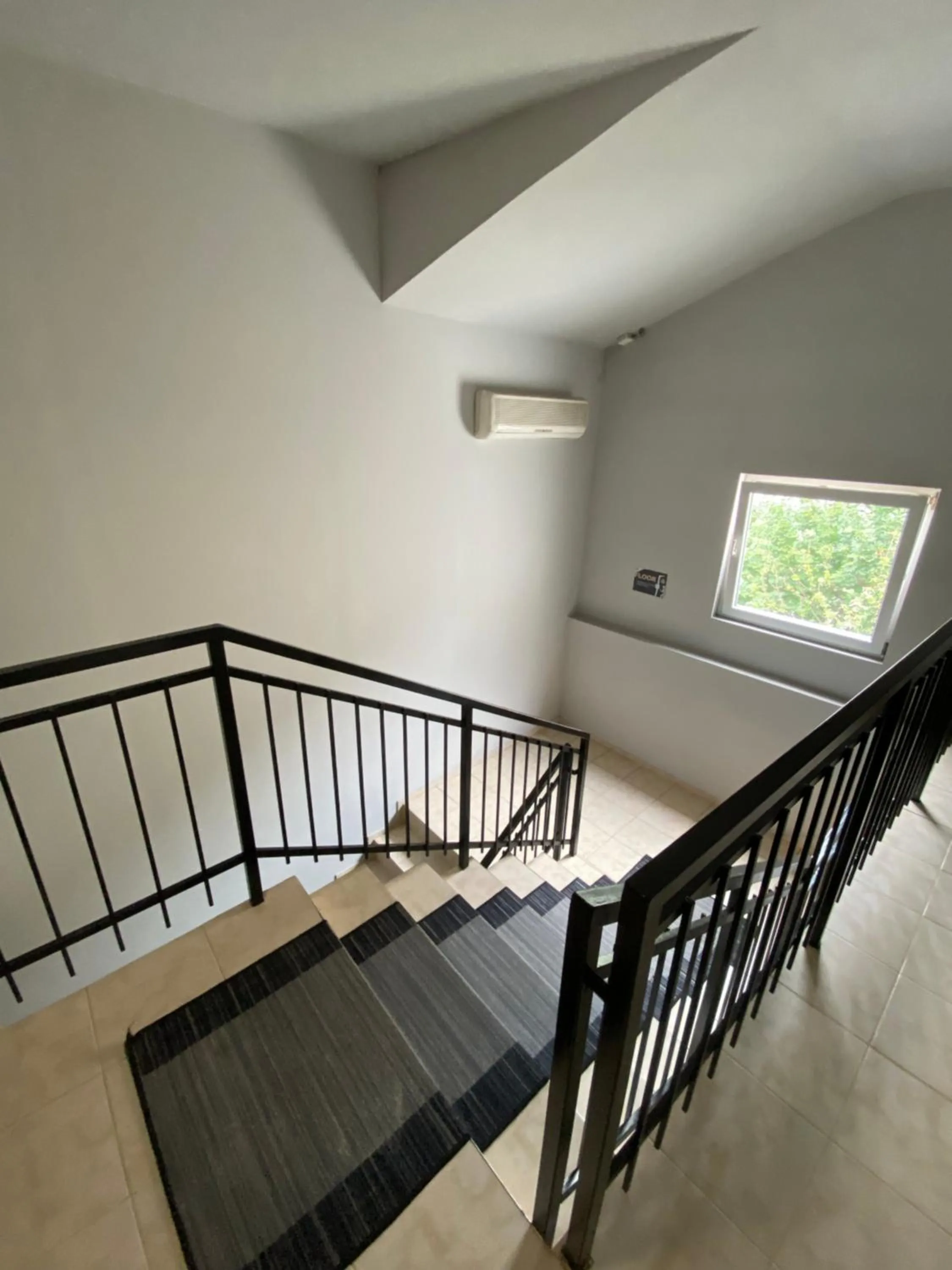 Property building in Art Inn Space