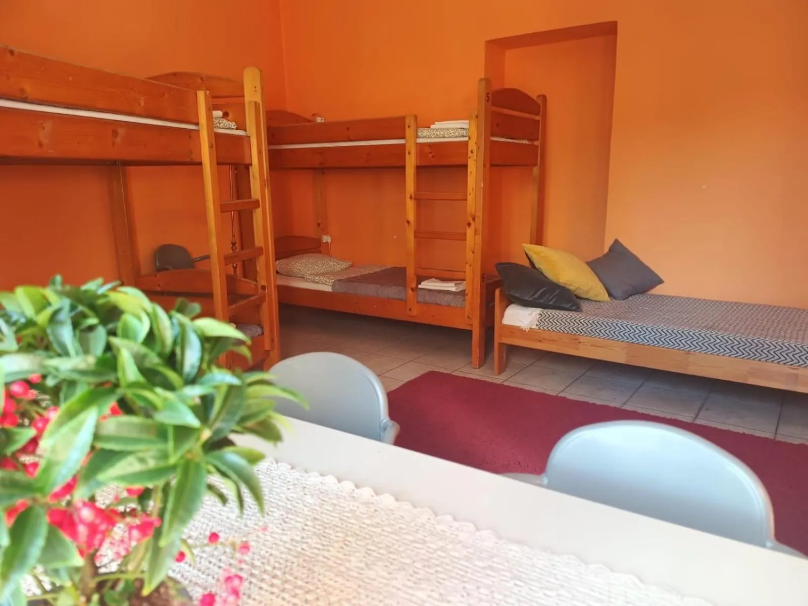 bunk bed, Bed in Art Inn Space