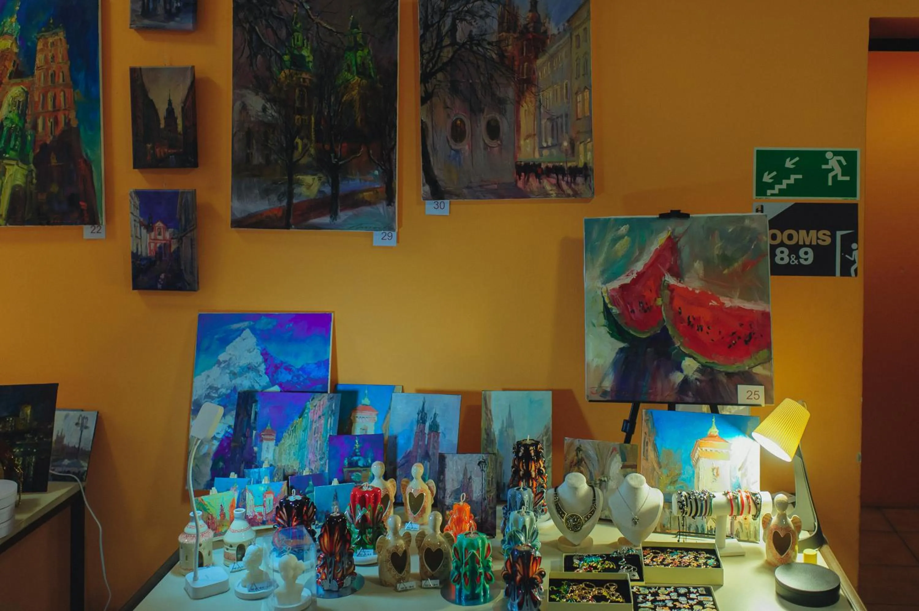 Property building in Art Inn Space