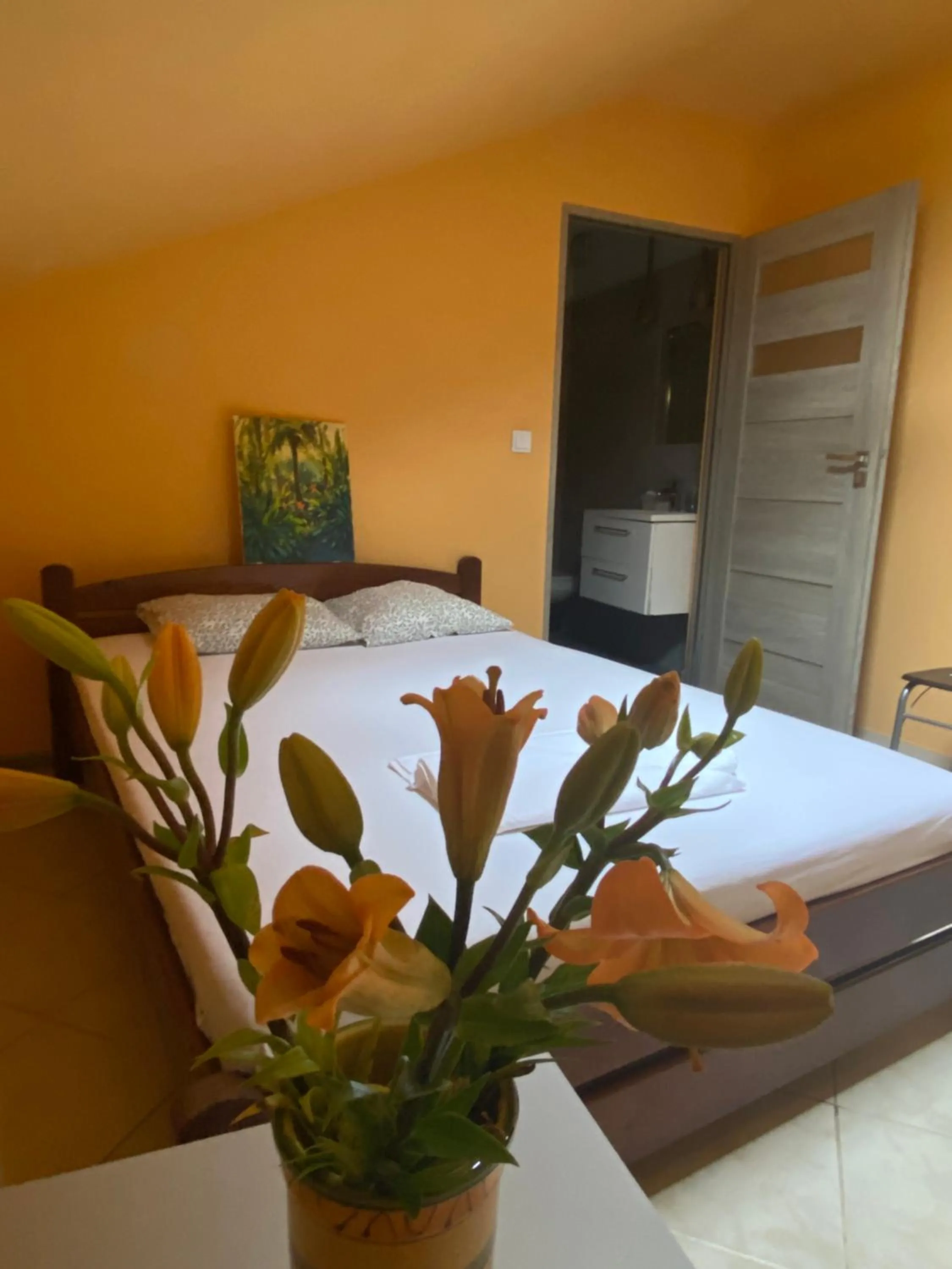 Bed in Art Inn Space