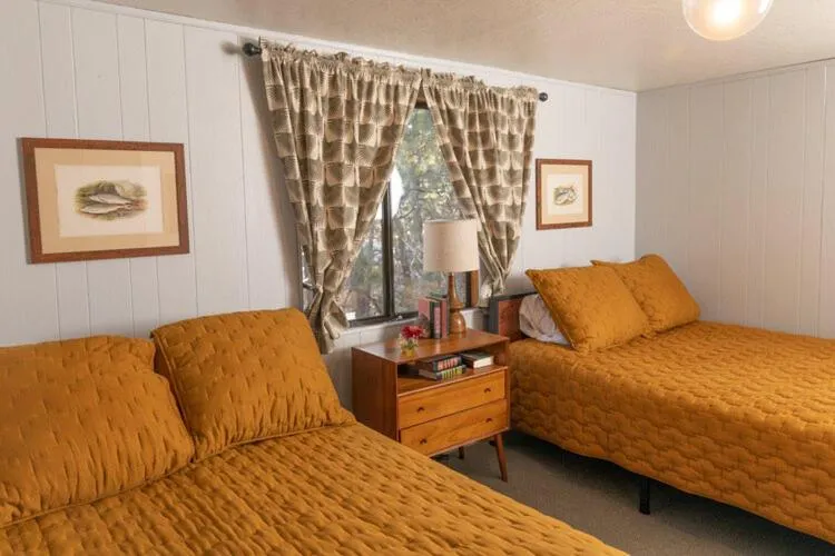 Bed in oak knoll lodge