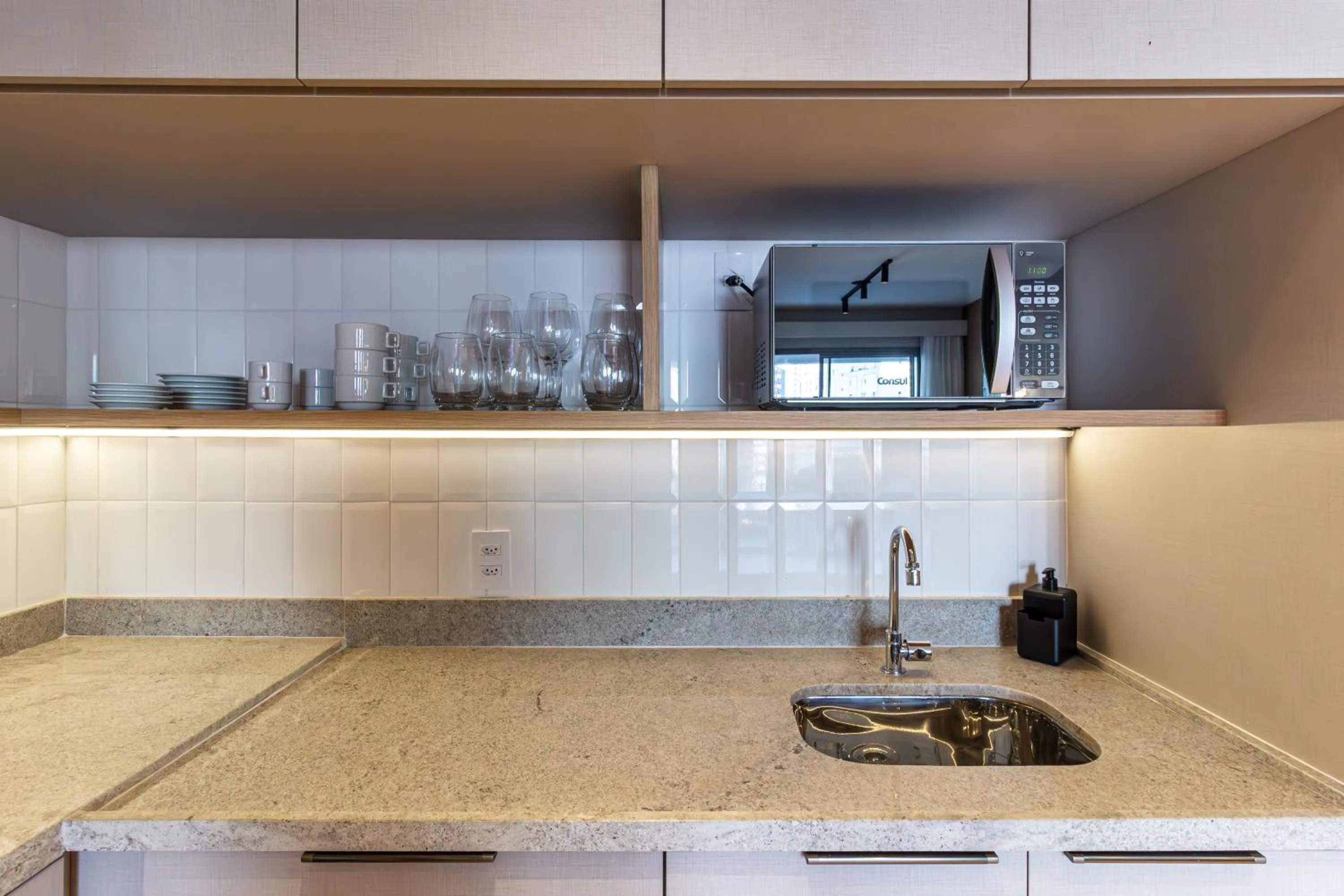 microwave in 360 Paraíso