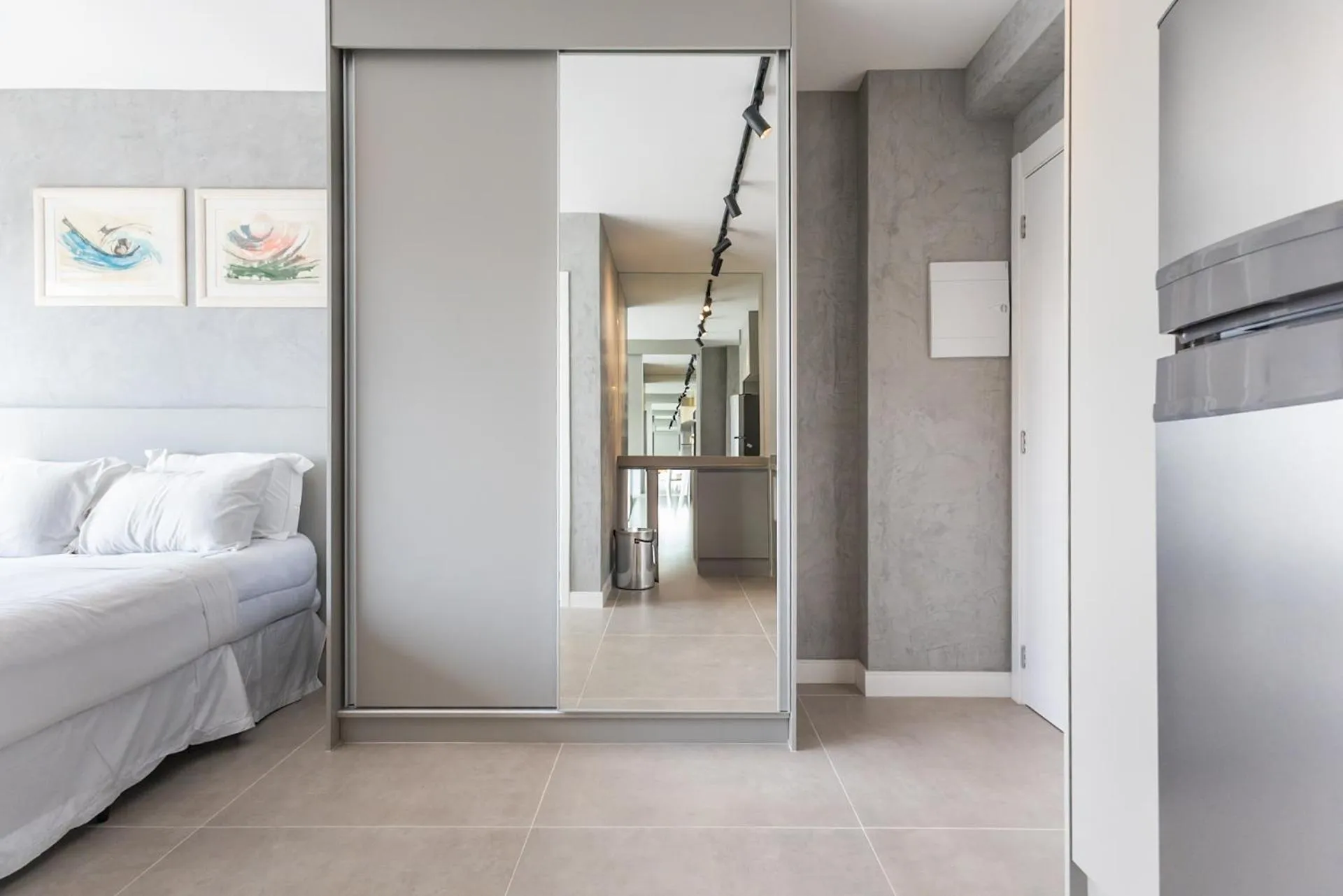 wardrobe, Bed in 360 Paraíso