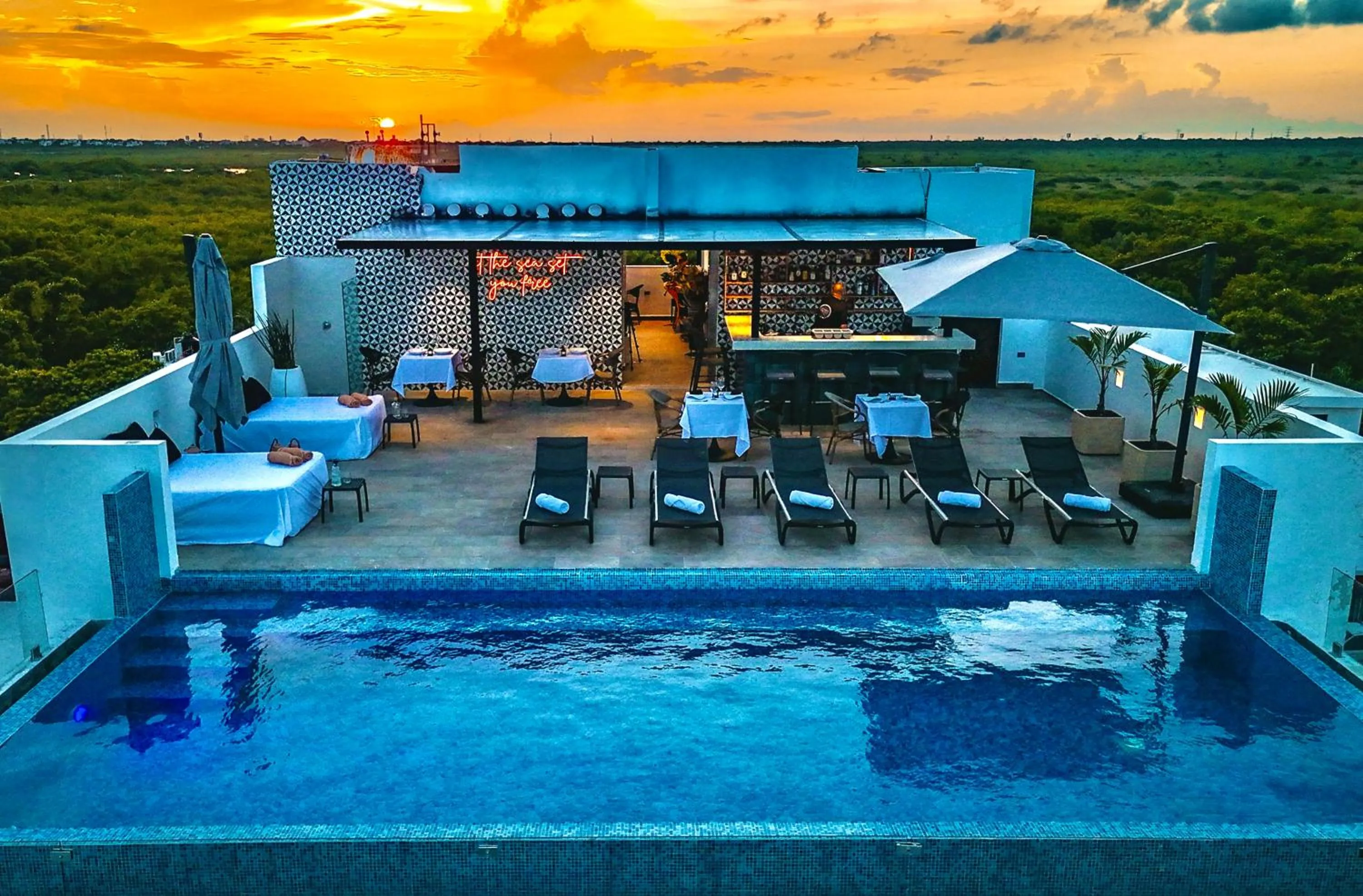 Property building in Areia Boutique Hotel - Puerto Morelos