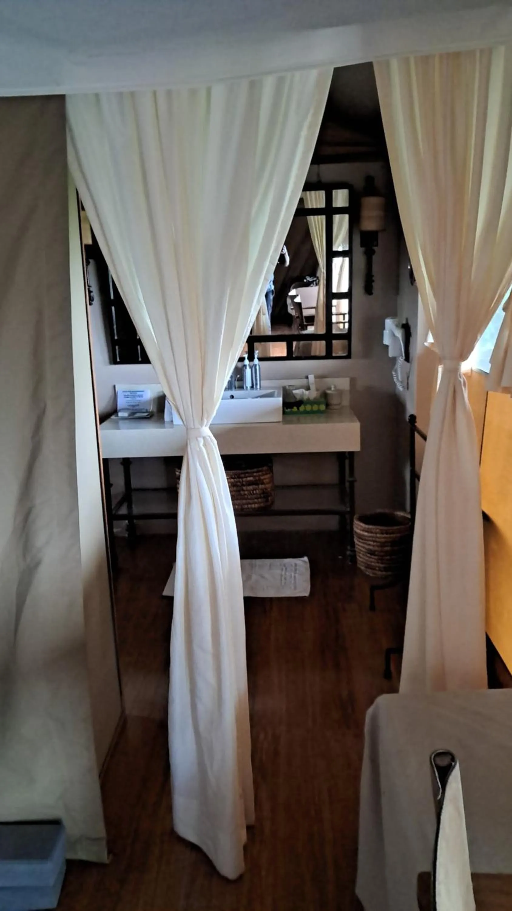 Bathroom, Bed in Mutara Camp- Nanyuki