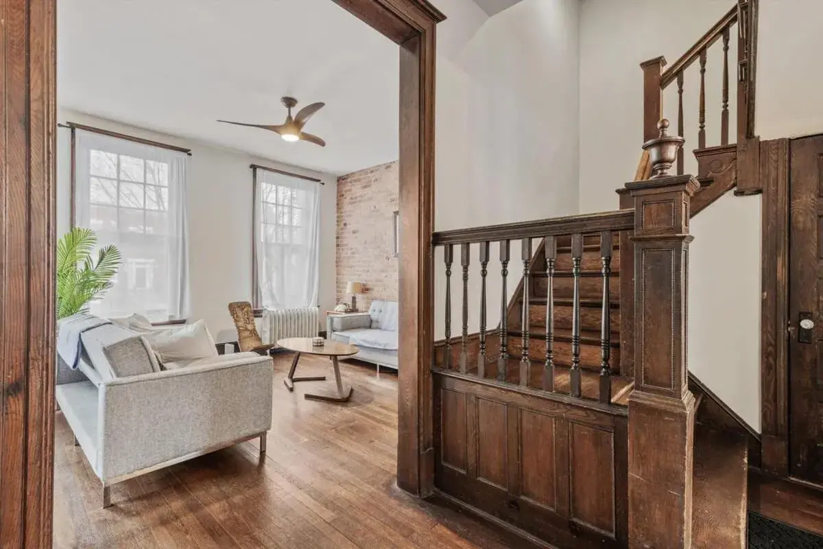 3-BR Historic Home Nestled Btw Petworth & CoHi 3-BR Historic Home Nestled Btw Petworth & CoHi