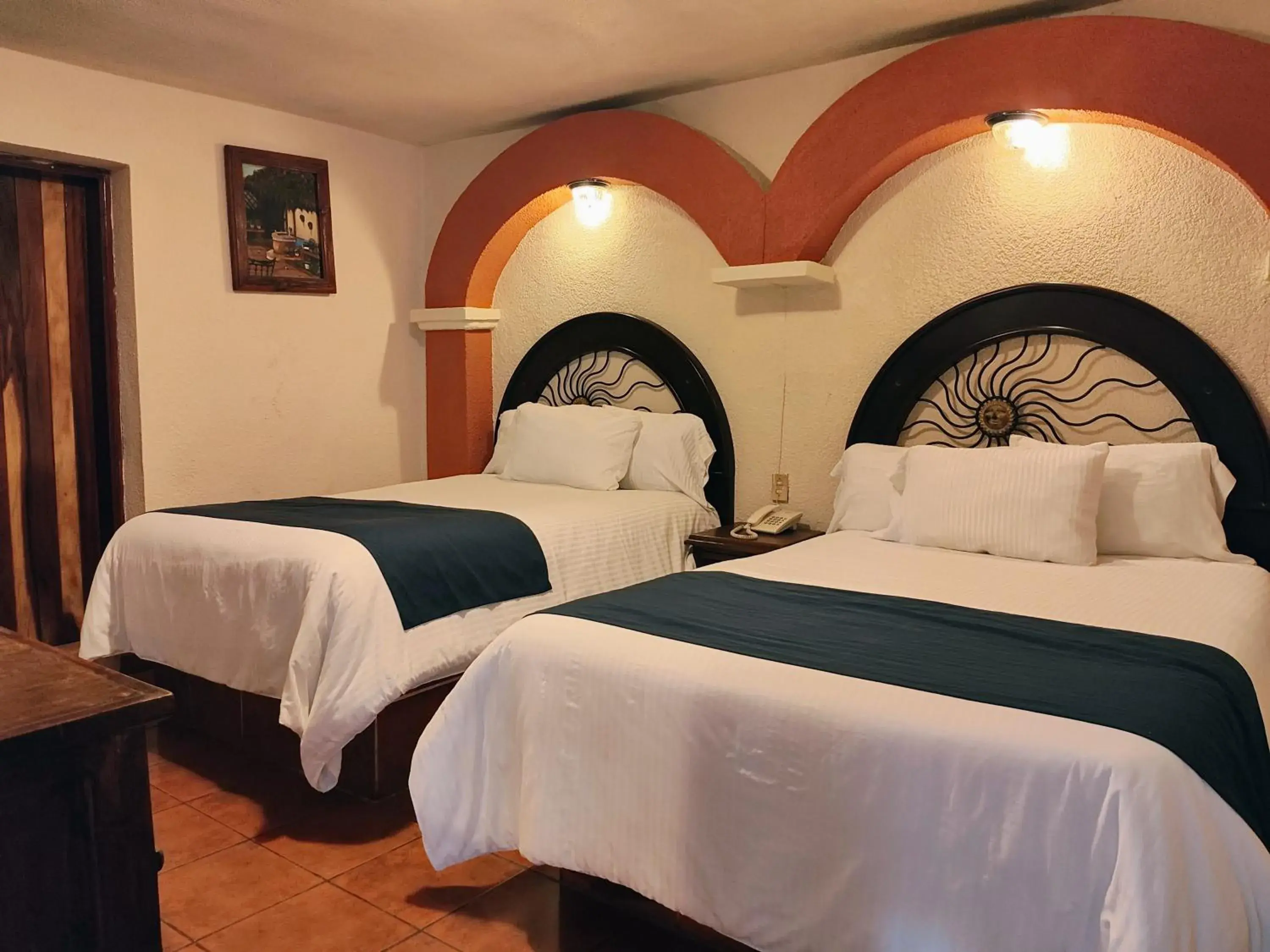 Standard Double Room with Two Double Beds in Hotel Barrio Antiguo Standard Double Room with Two Double Beds in Hotel Barrio Antiguo