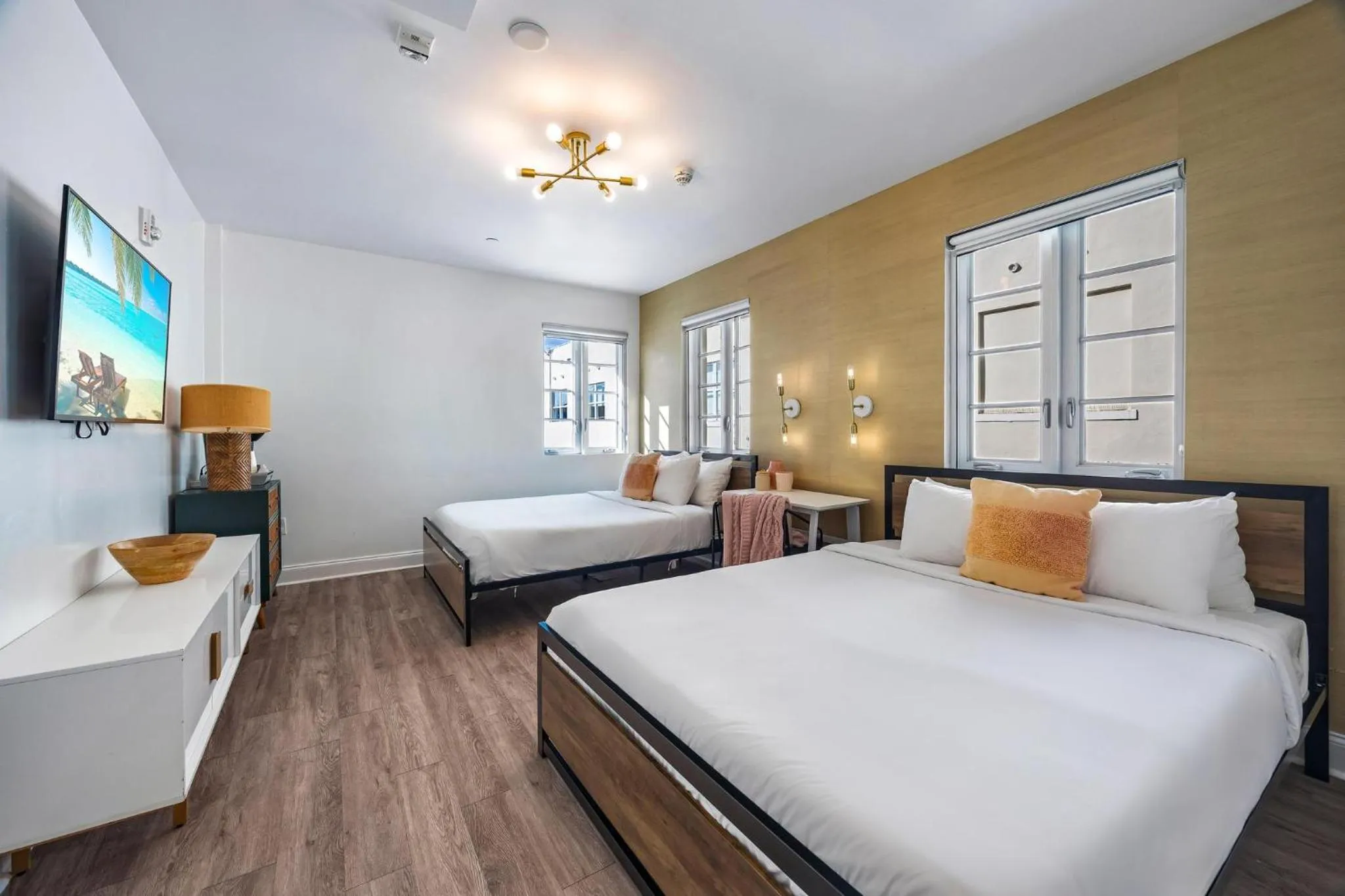 Bed in Luxuri Suites