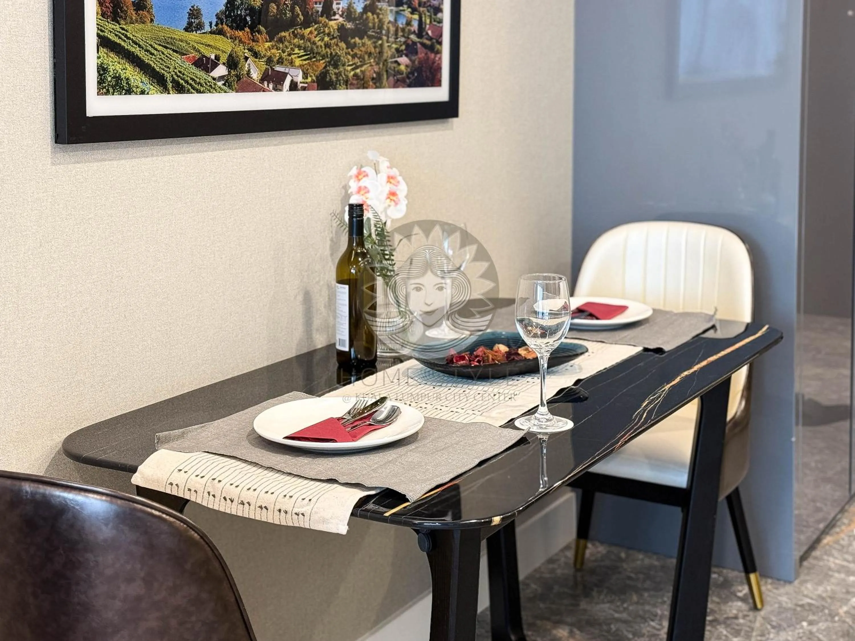 Dining area in HOME STYLE at Platinum Suites 2 KLCC Twin Towers