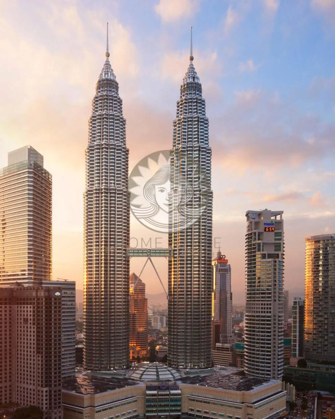 Nearby landmark in HOME STYLE at Platinum Suites 2 KLCC Twin Towers
