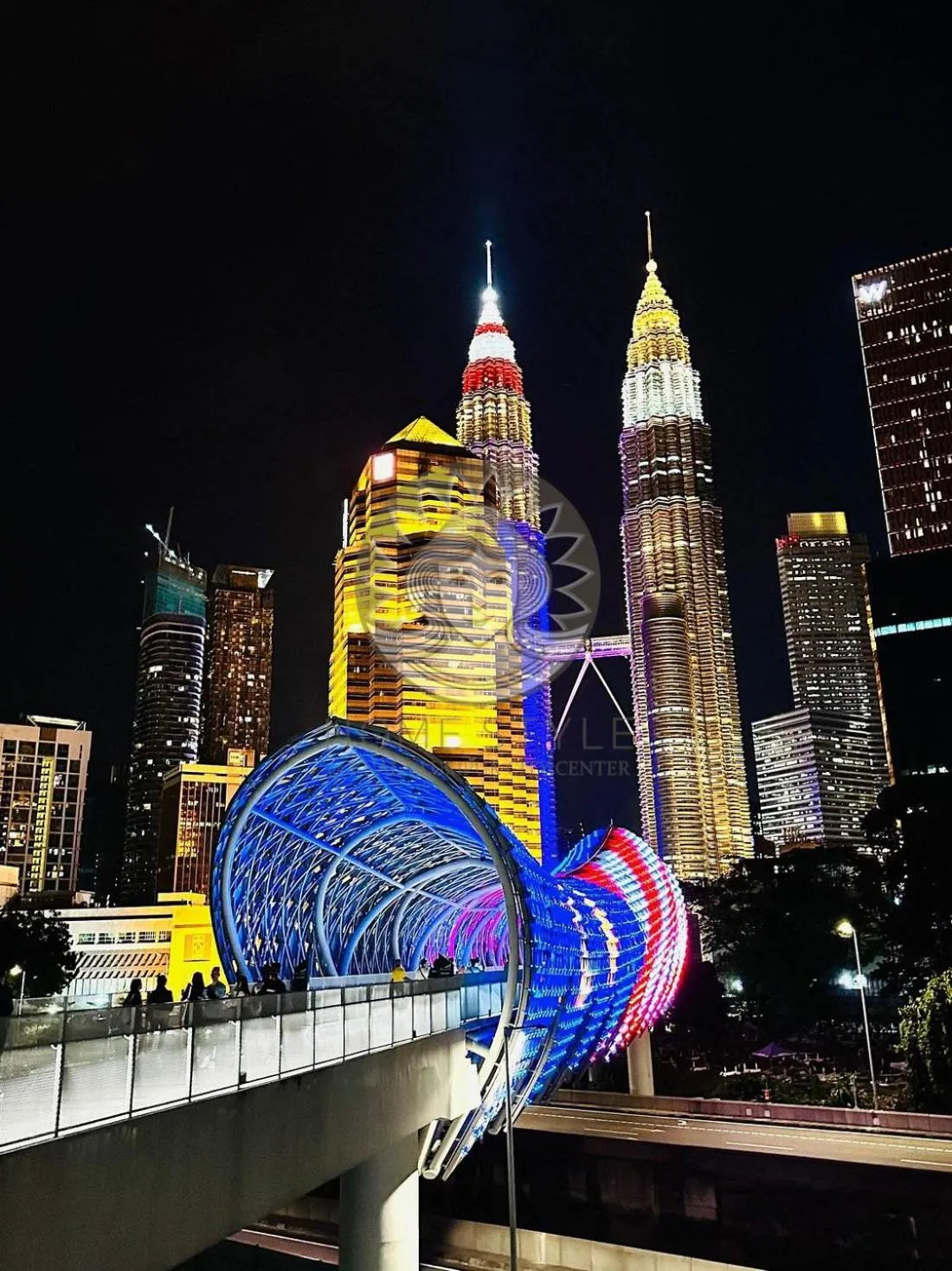 Nearby landmark in HOME STYLE at Platinum Suites 2 KLCC Twin Towers