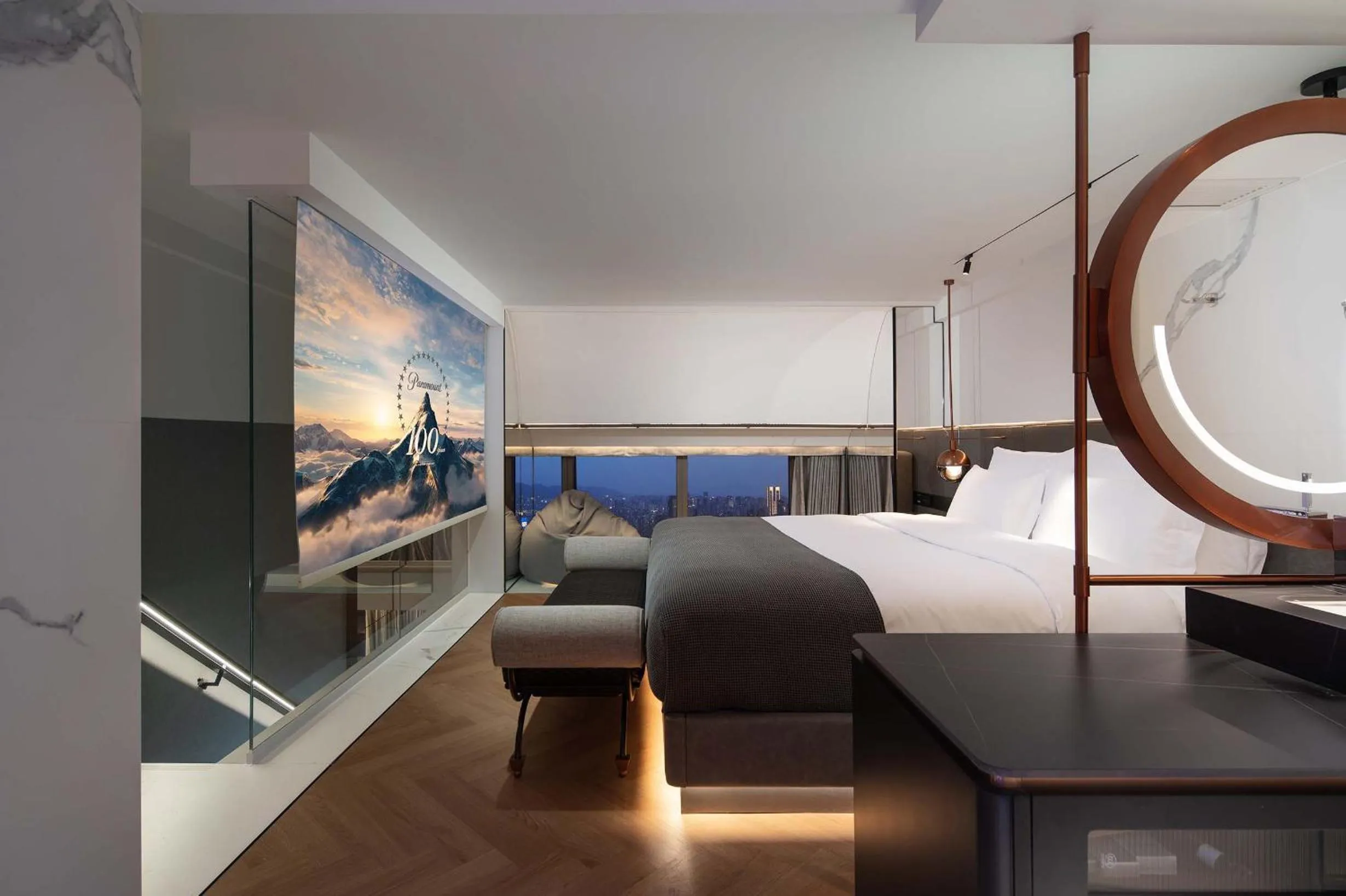 Bed in ISEYA Panoramic Hotel Chongqing Jiefangbei Raffles Plaza