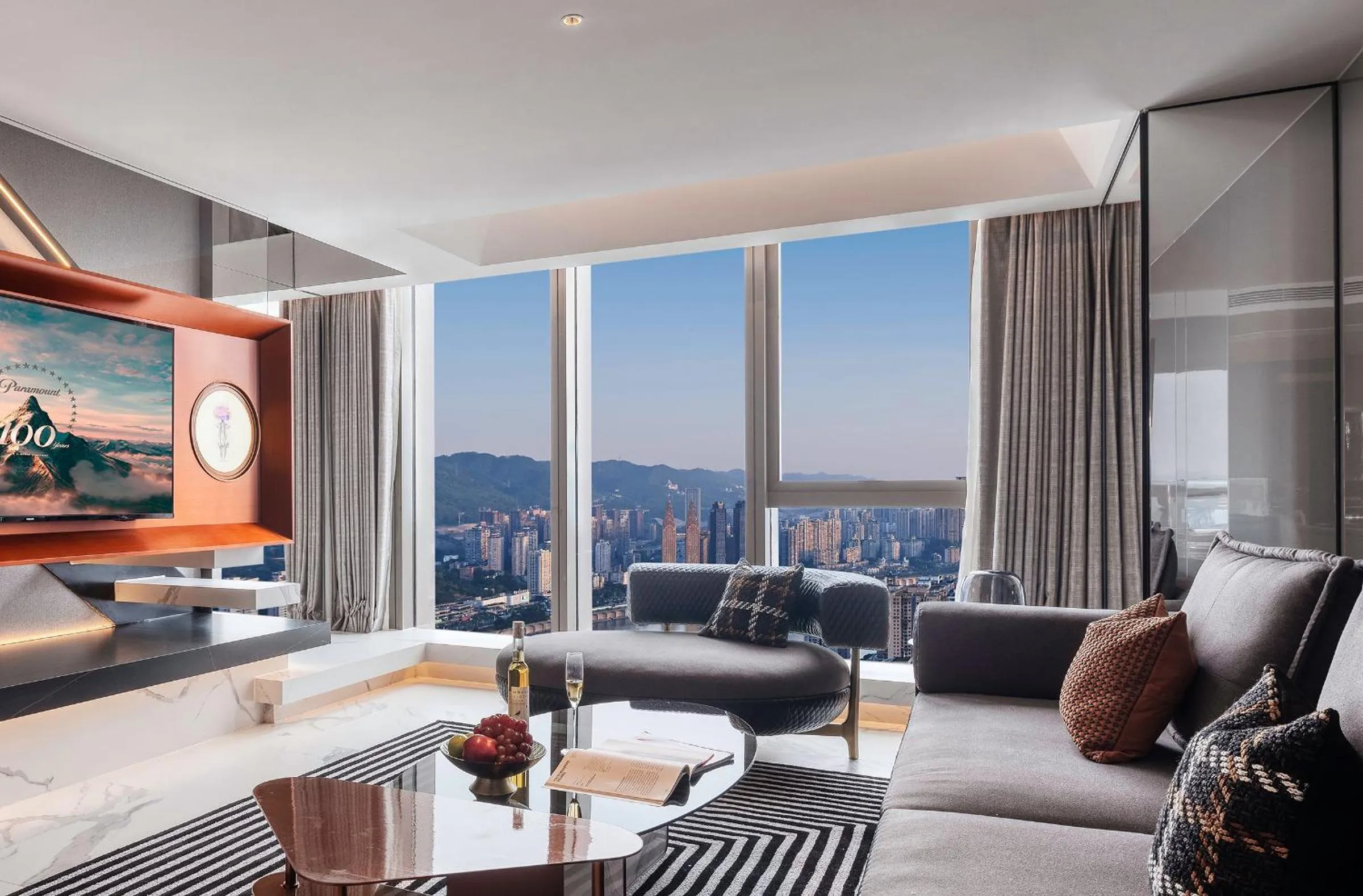 Living room in ISEYA Panoramic Hotel Chongqing Jiefangbei Raffles Plaza