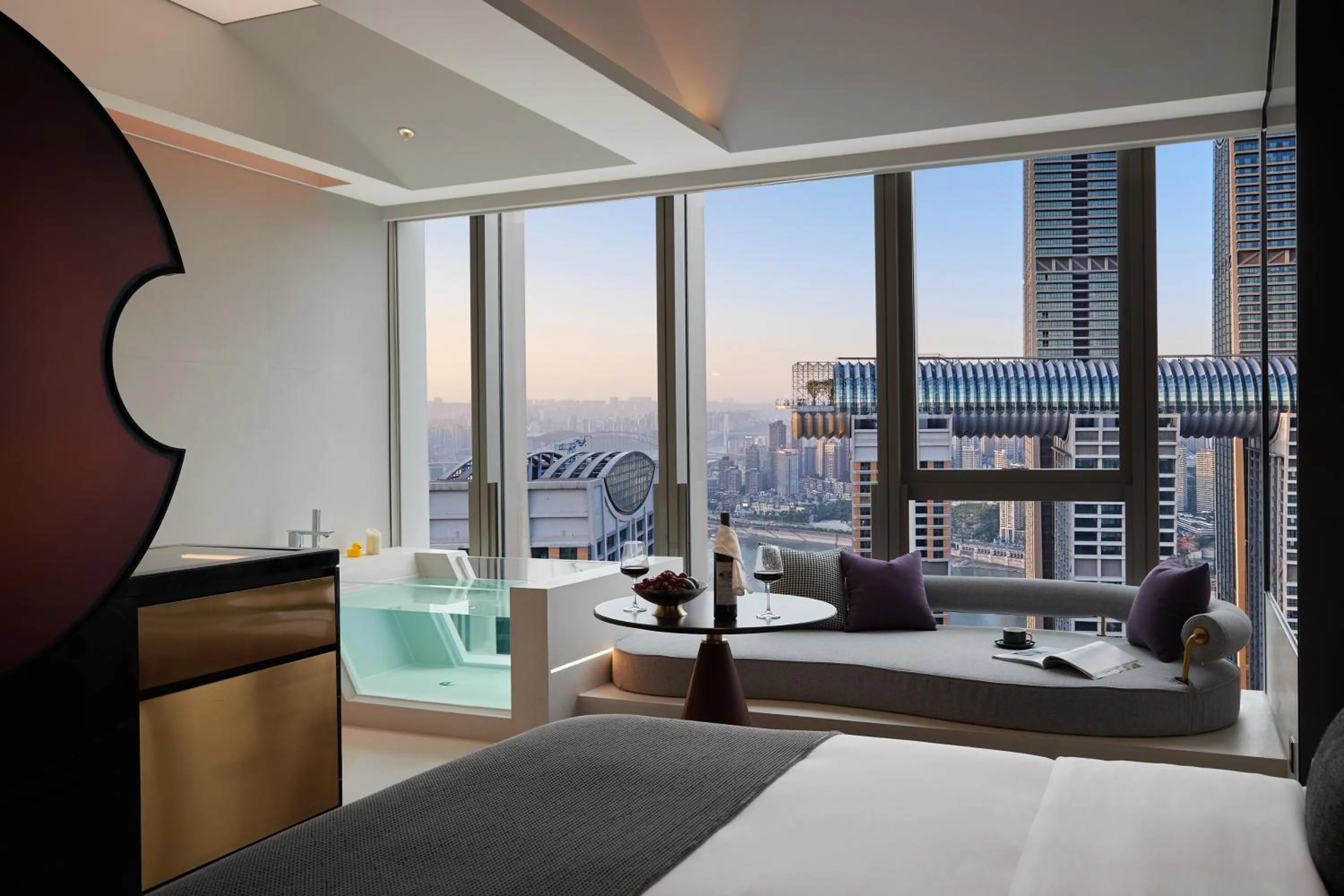 View (from property/room), Bed in ISEYA Panoramic Hotel Chongqing Jiefangbei Raffles Plaza