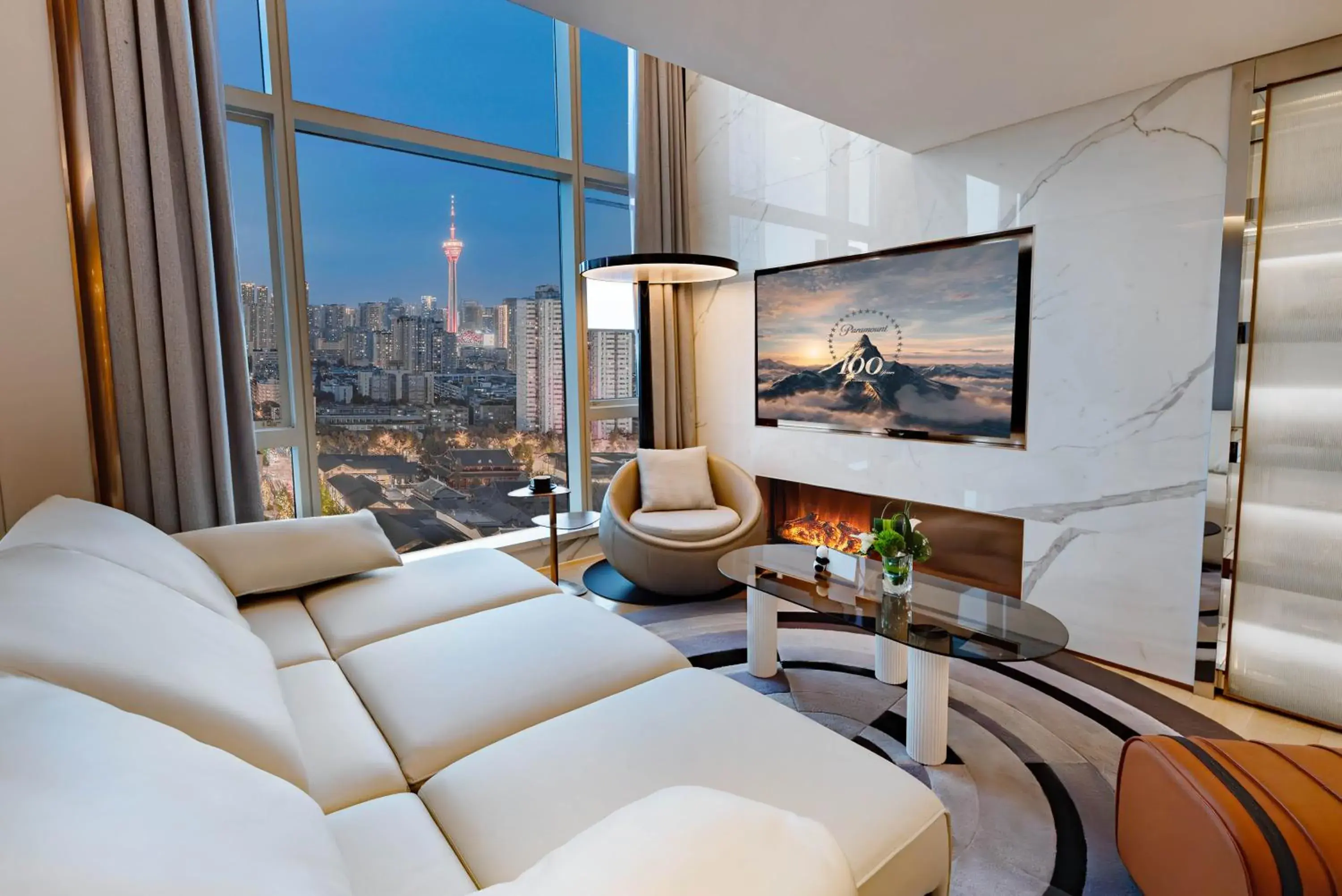 Family Loft Suite-1 Bedroom+1 Electric Sofa Bed -Taikoo Li View in ISEYA Serviced Apart-ment Chengdu Taikoo Li Flagship Family Loft Suite-1 Bedroom+1 Electric Sofa Bed -Taikoo Li View in ISEYA Serviced Apart-ment Chengdu Taikoo Li Flagship
