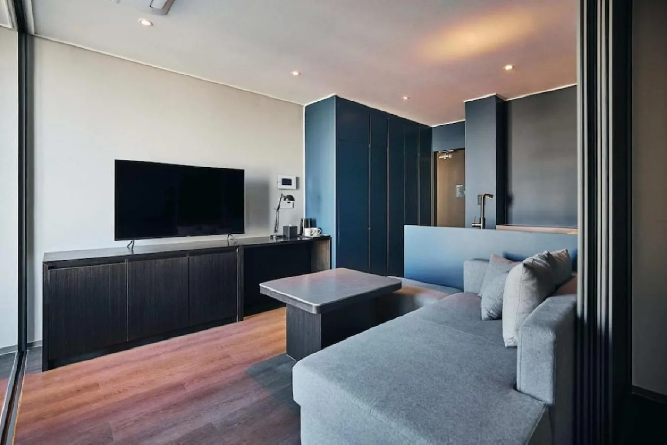 Living room, Bed in Homes Stay Myeongdong