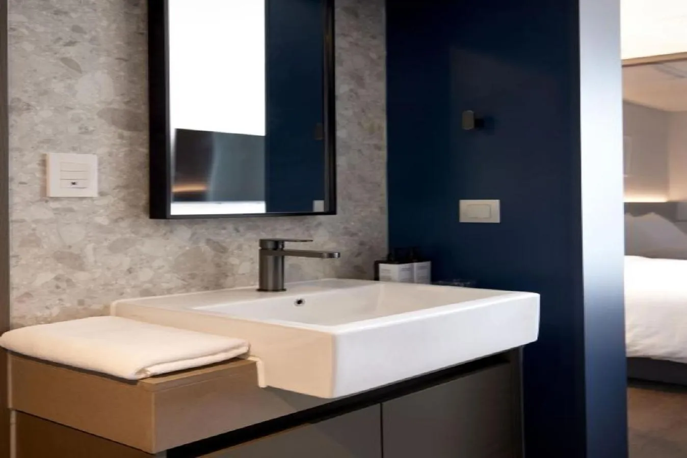 Toilet, Bed in Homes Stay Myeongdong