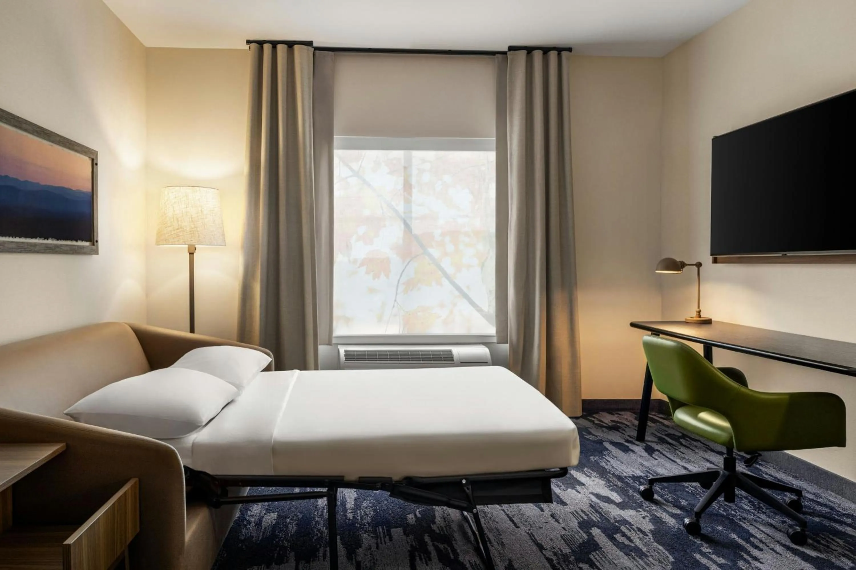 Photo of the whole room, Bed in Fairfield by Marriott Inn & Suites Bethlehem PA