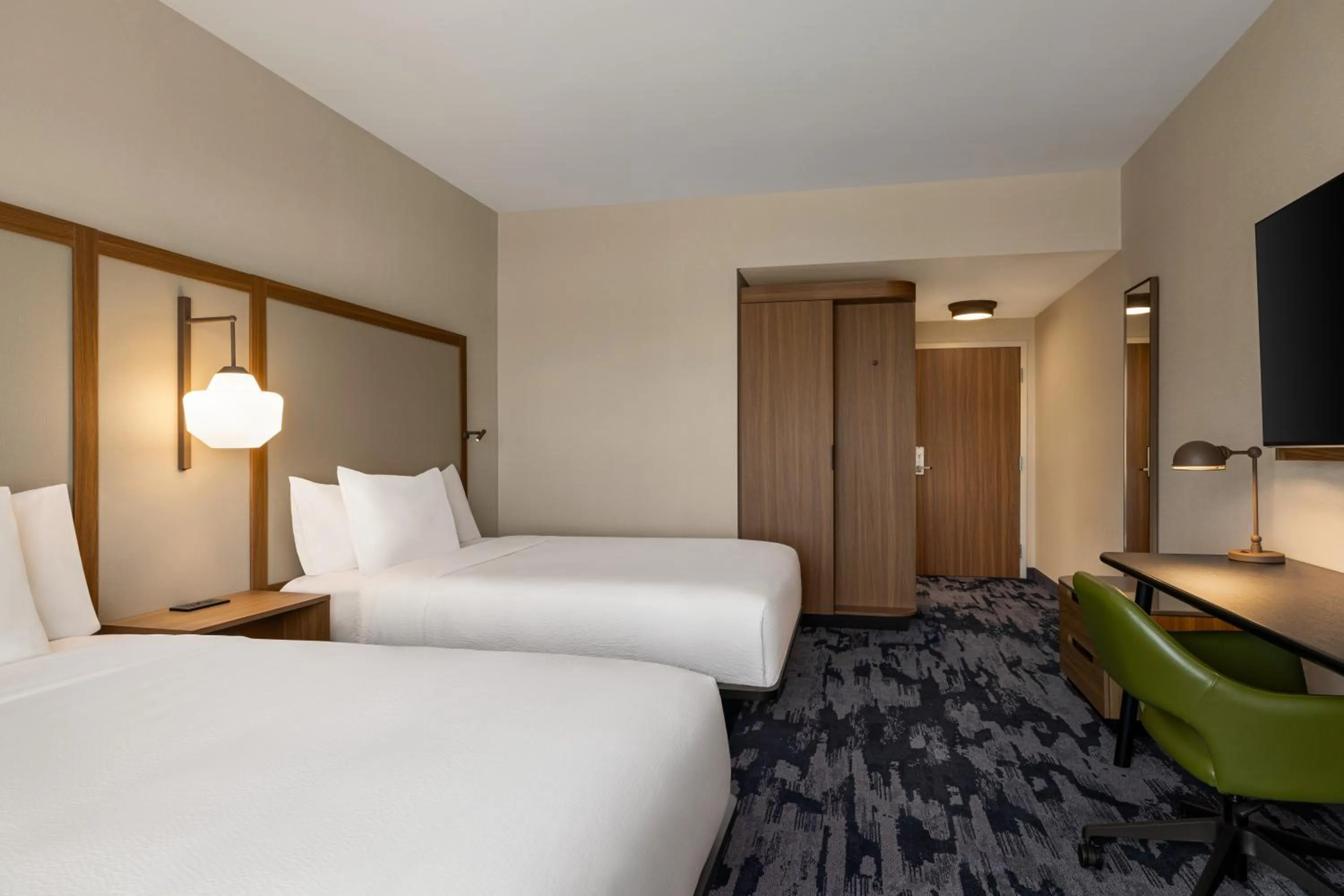 TV and multimedia, Bed in Fairfield by Marriott Inn & Suites Bethlehem PA