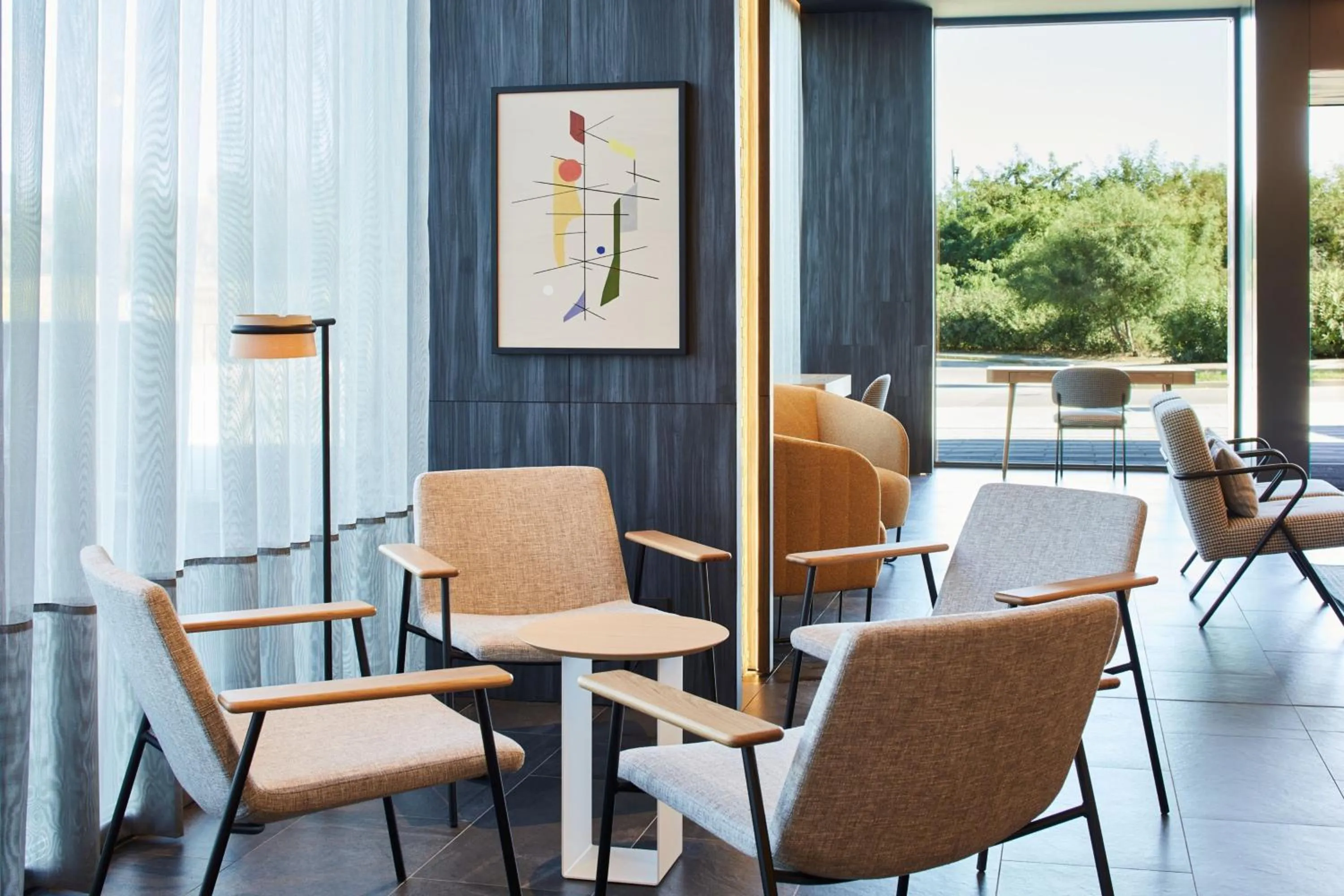 Lobby or reception in Four Points by Sheraton Barcelona Airport