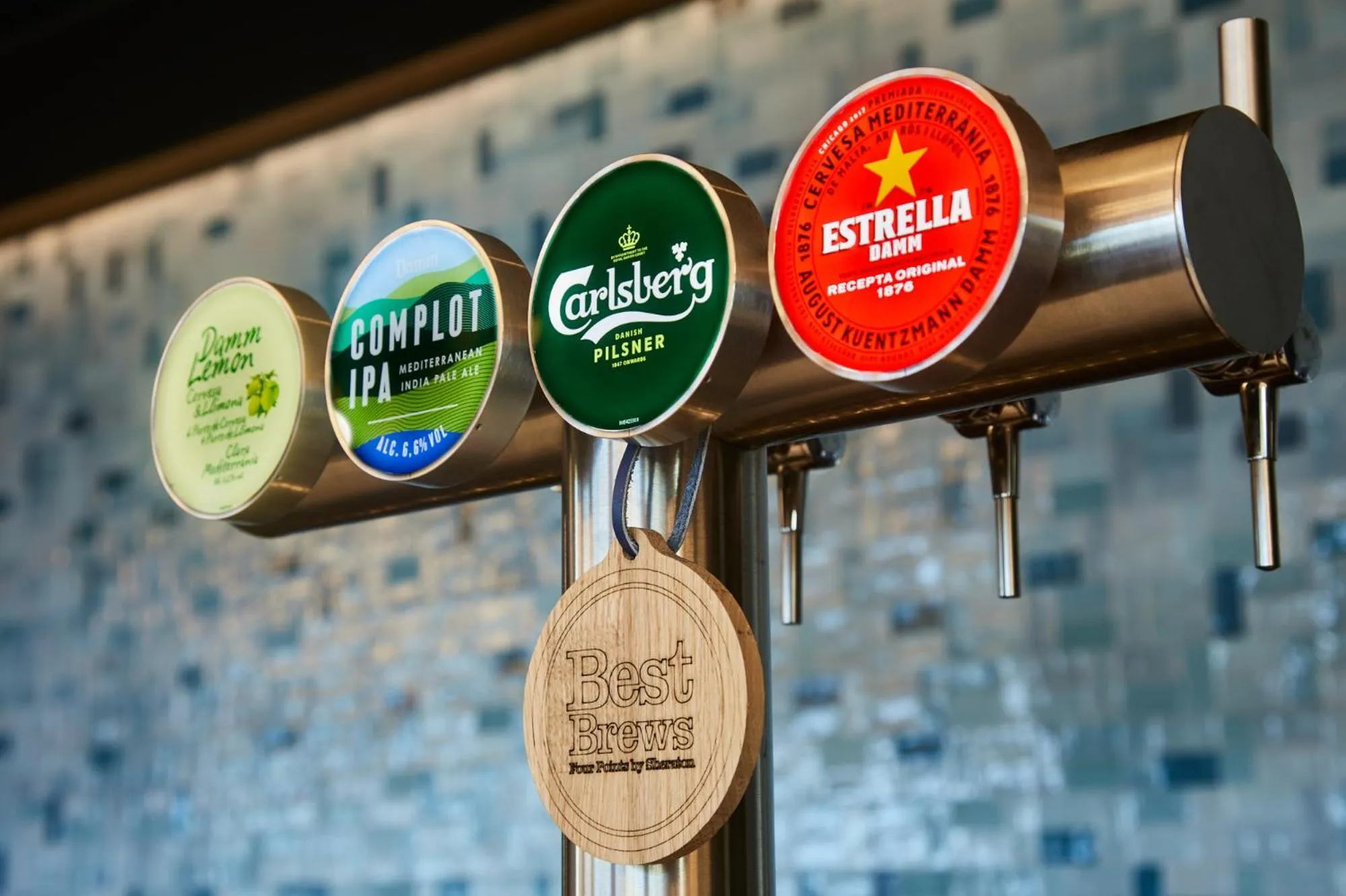 Lounge or bar in Four Points by Sheraton Barcelona Airport