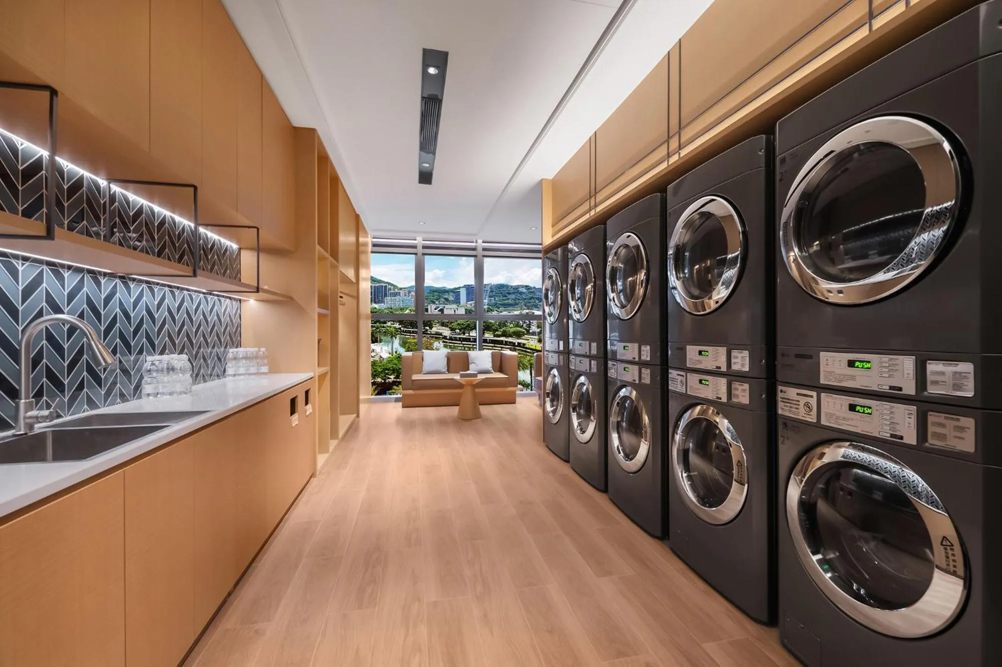 washing machine in Fairfield by Marriott Shenzhen Dameisha