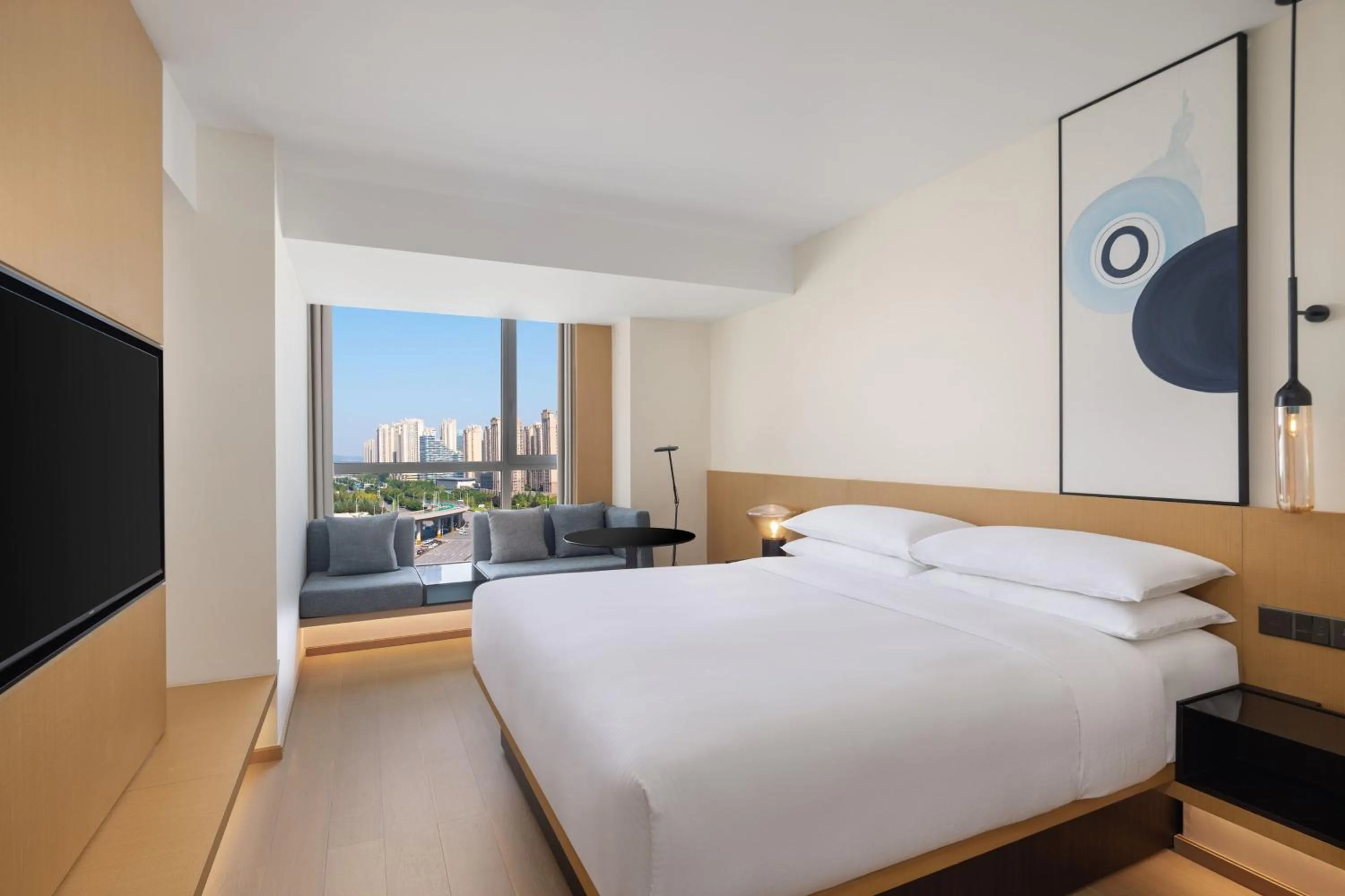 Photo of the whole room, Bed in Fairfield by Marriott Xi'an Yanta