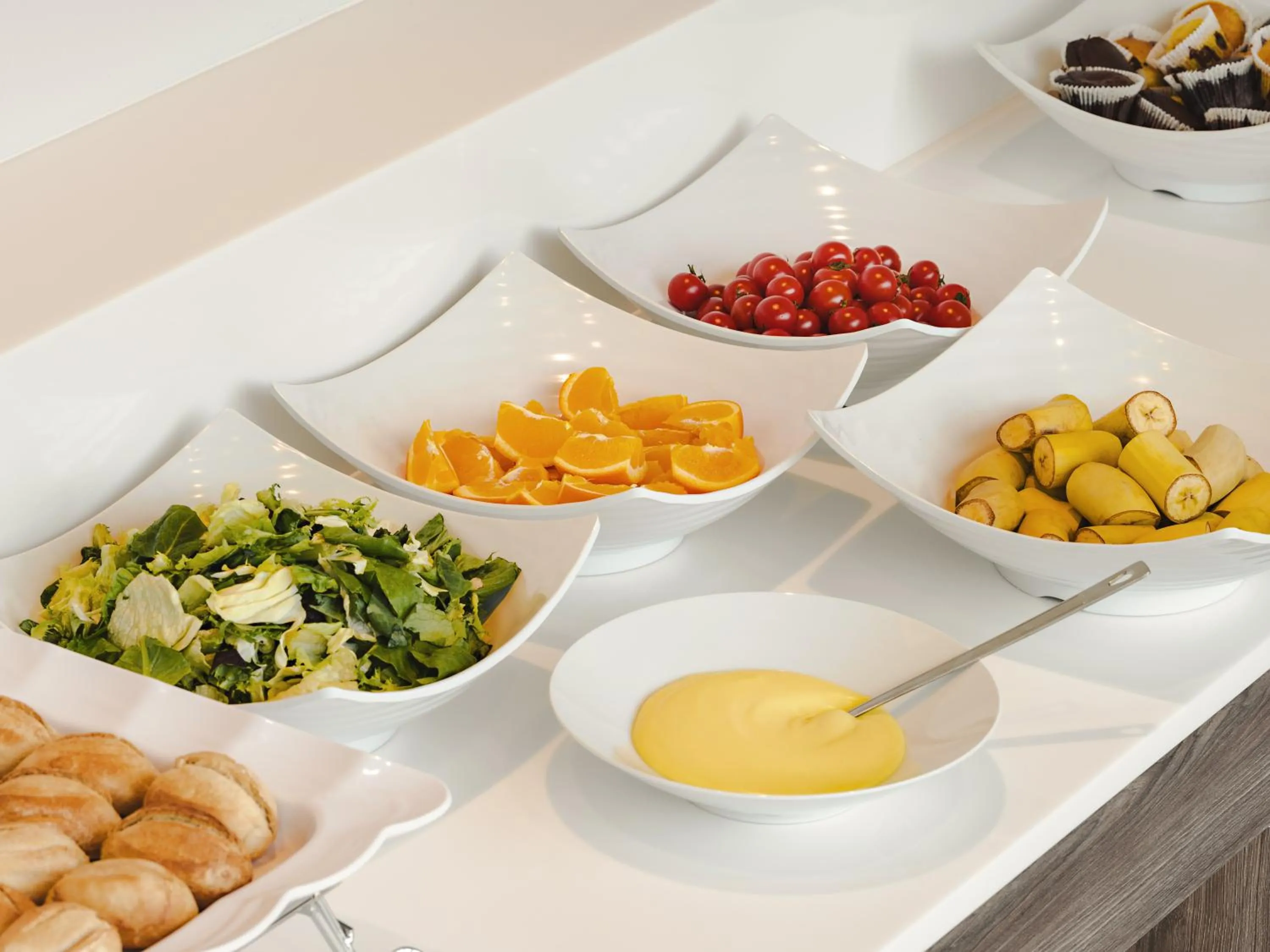 Restaurant/places to eat in Urbanstay Siheung Geobukseom