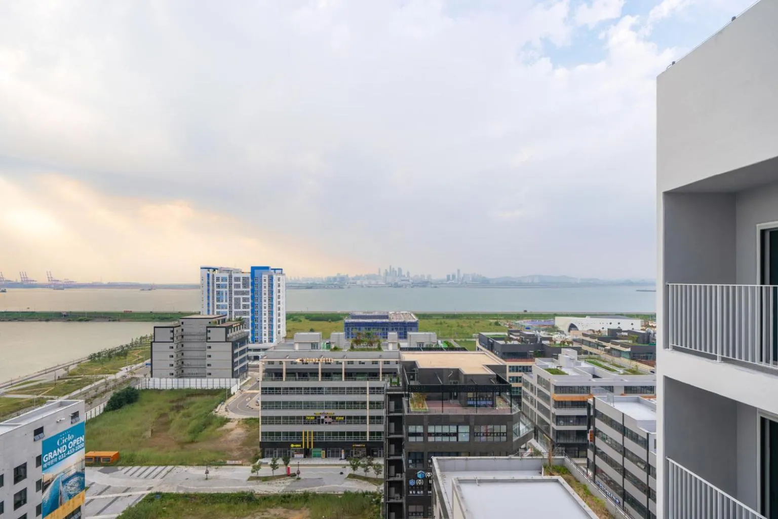 City view in Urbanstay Siheung Geobukseom