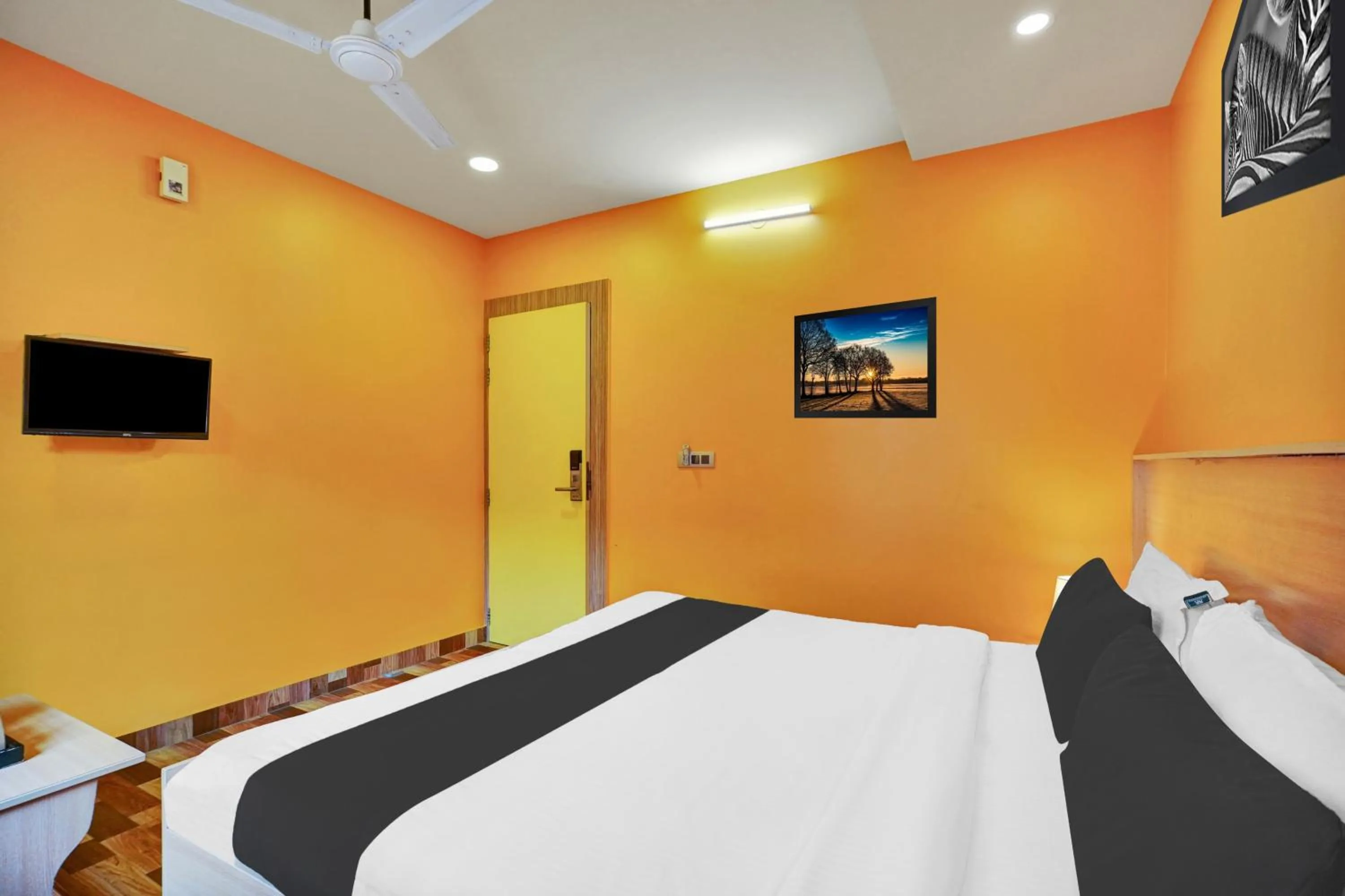 Bedroom, Bed in Super Collection O Kushal Nagar Near KSRTC Bus Stand