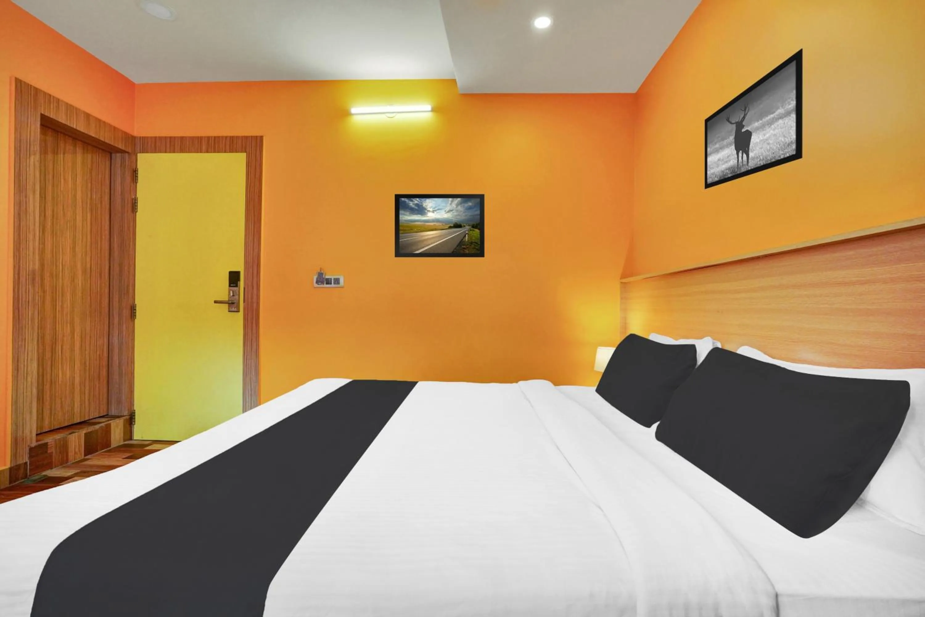 Bedroom, Bed in Super Collection O Kushal Nagar Near KSRTC Bus Stand