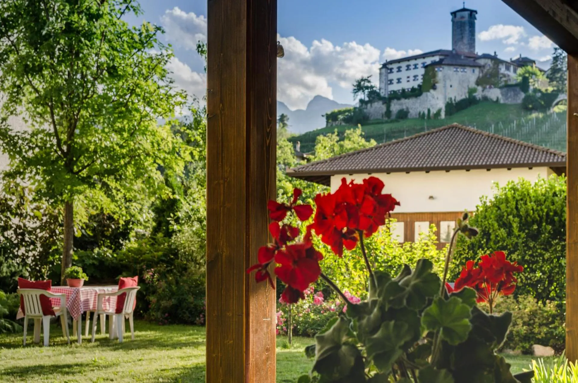Property building in Casa Vacanze Piè di Castello