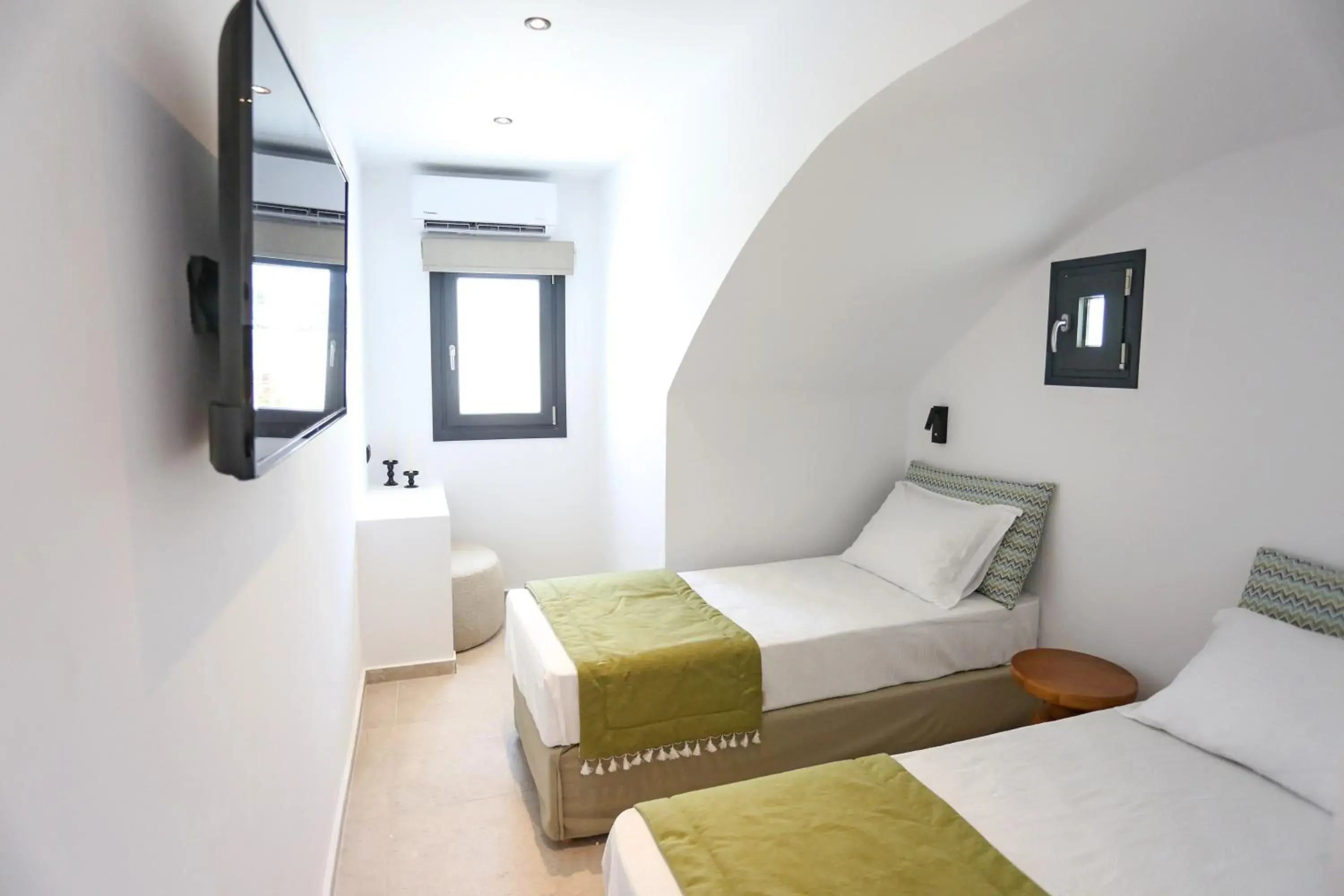 Economy Room On The Street No View in La Maltese Boutique Paros Economy Room On The Street No View in La Maltese Boutique Paros