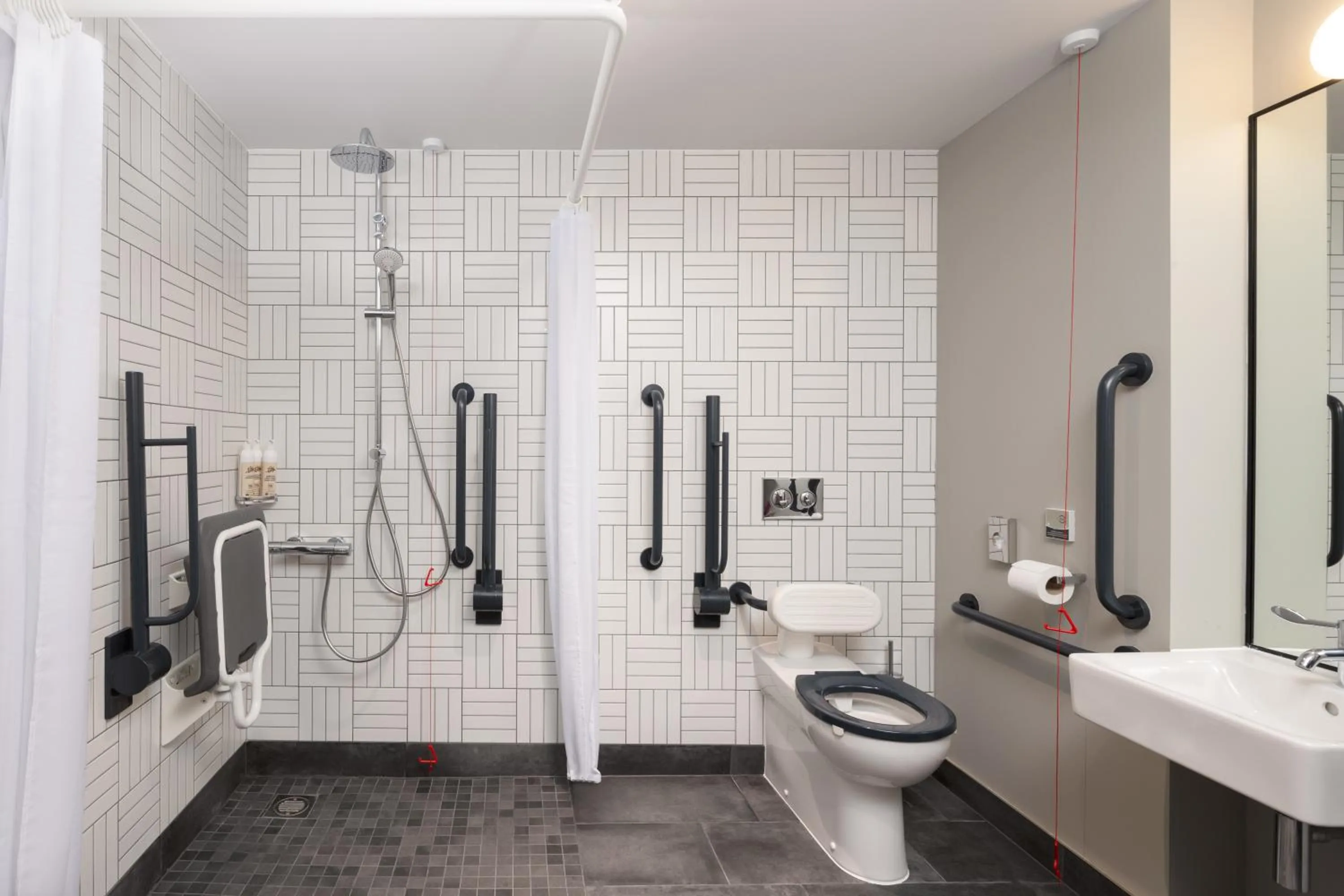 Bathroom in Moxy Cork