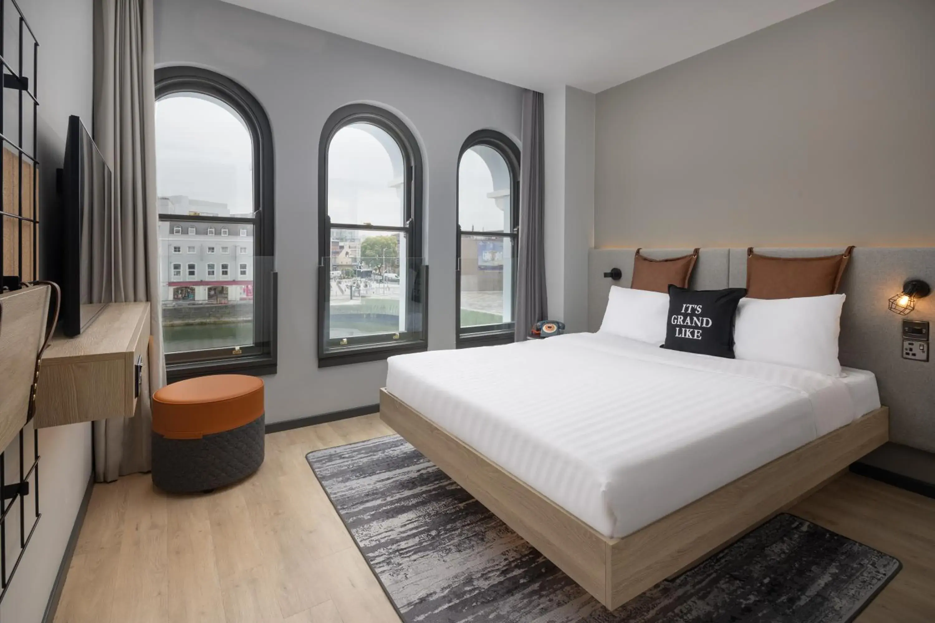 Queen Room with River View in Moxy Cork Queen Room with River View in Moxy Cork