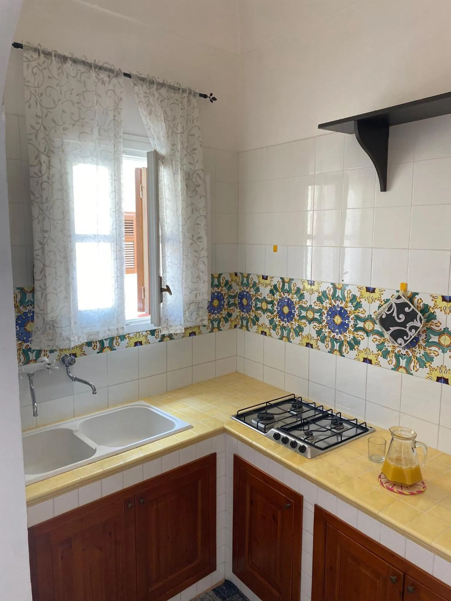 stove in MarGio apartments