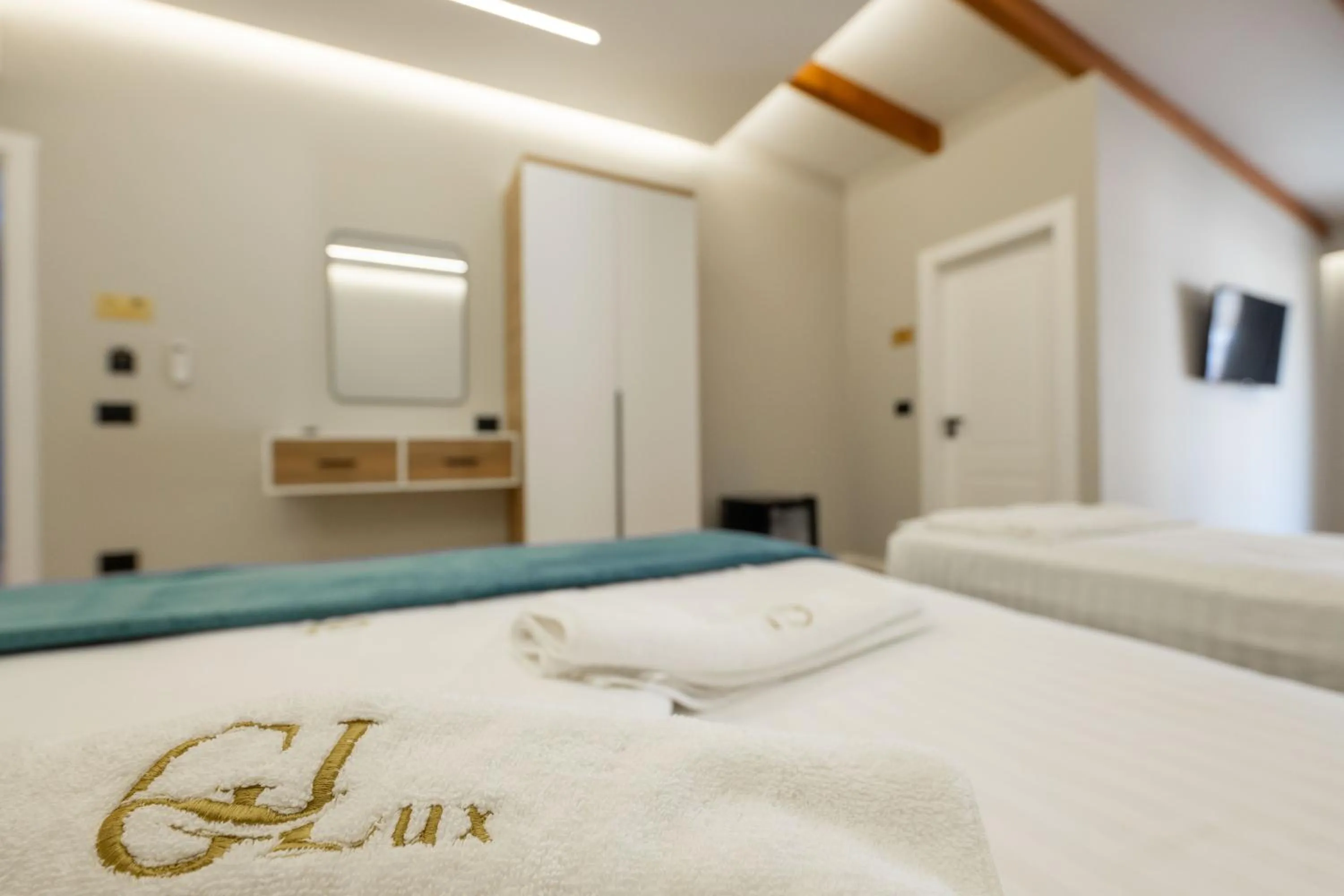 Bed in Golemi Lux Hotel