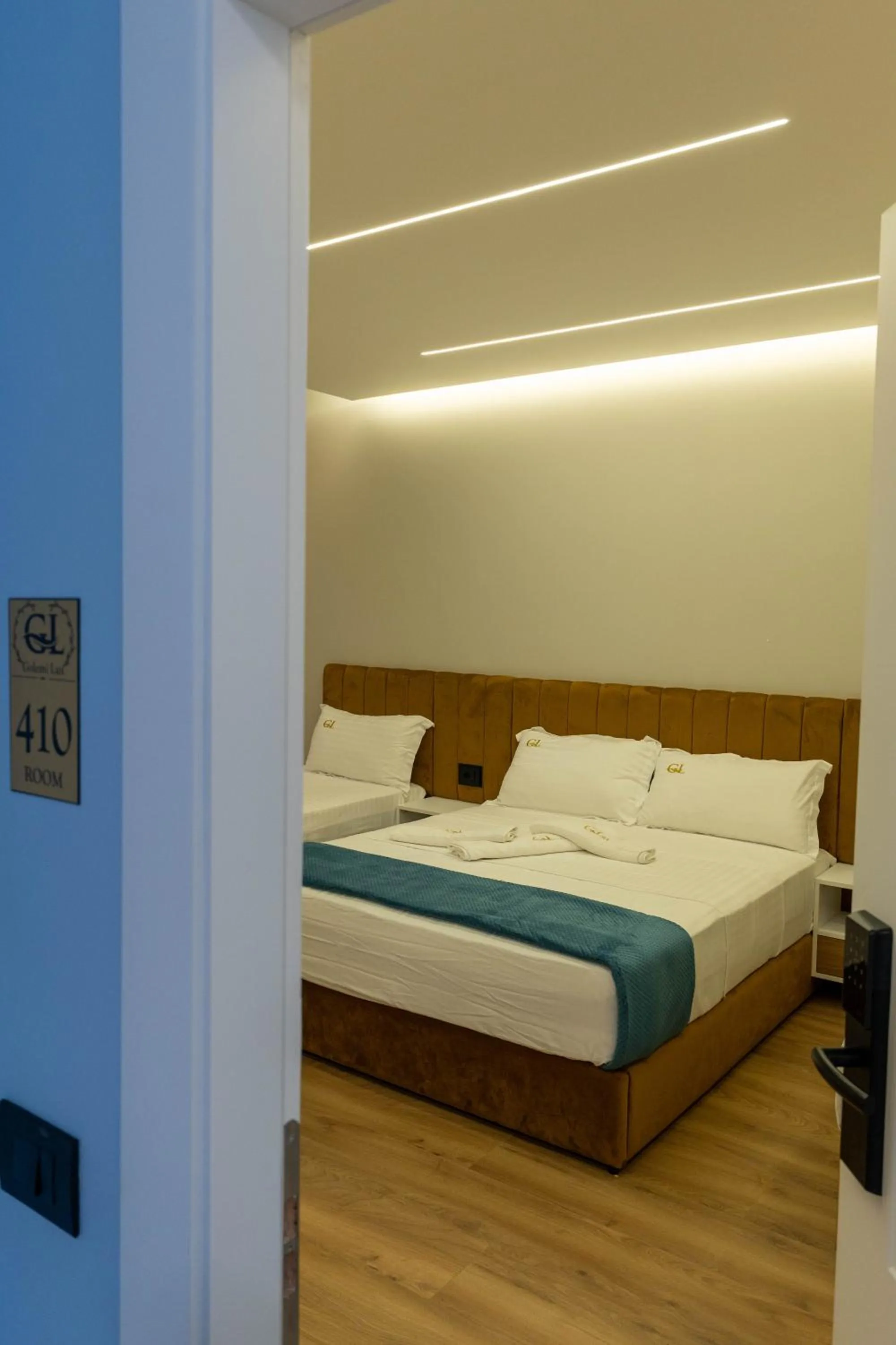 Bed in Golemi Lux Hotel