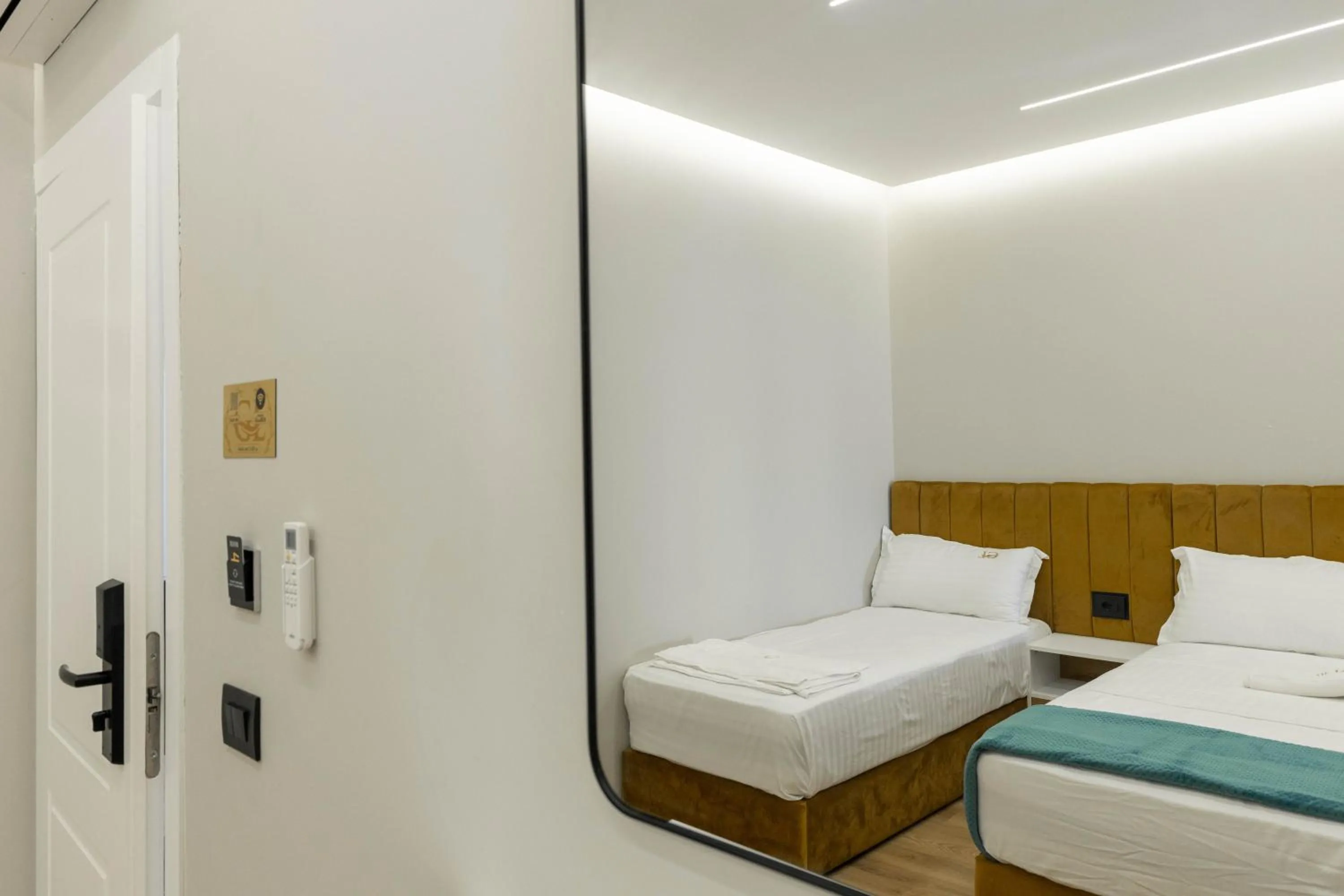 Bed in Golemi Lux Hotel