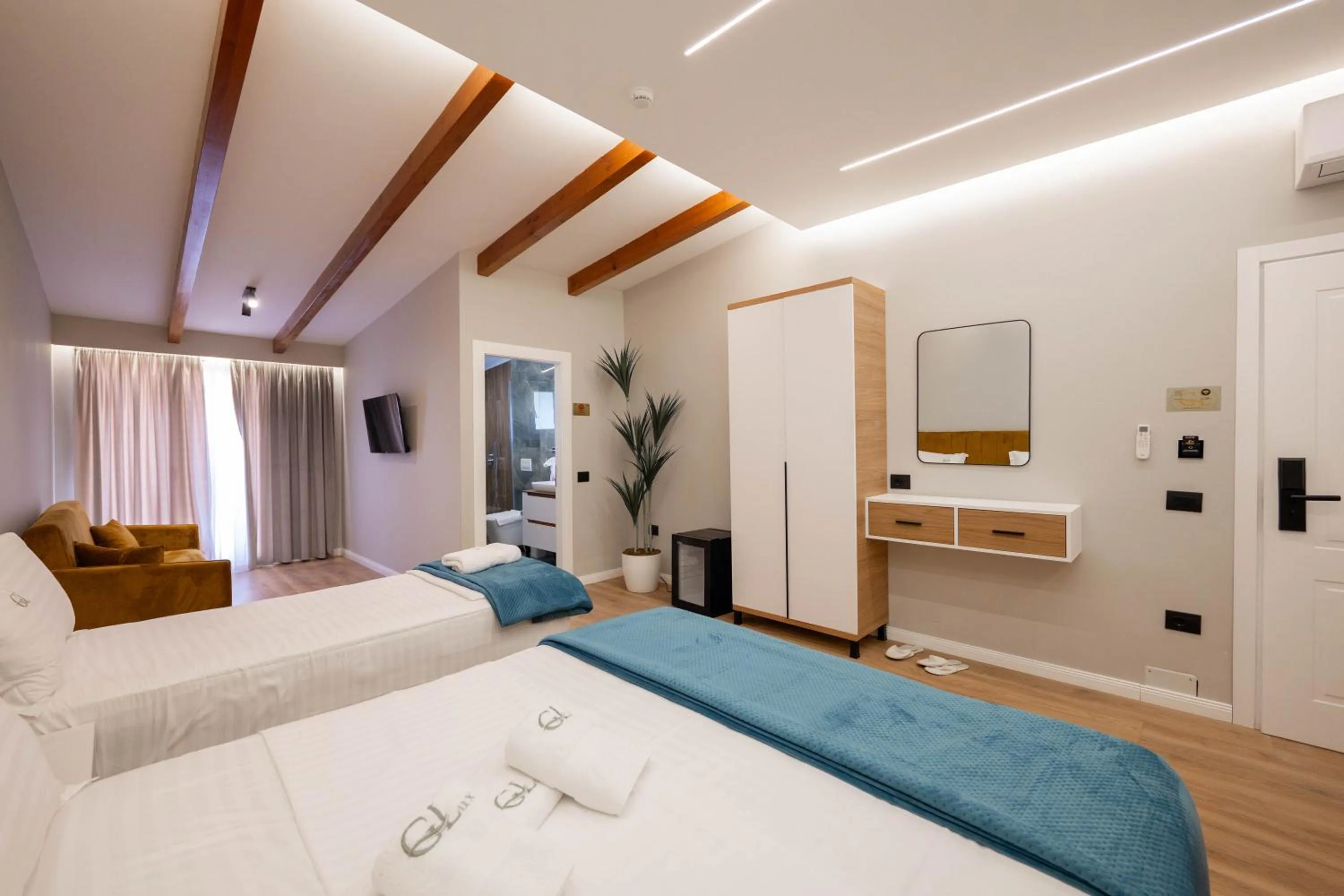 Photo of the whole room, Bed in Golemi Lux Hotel