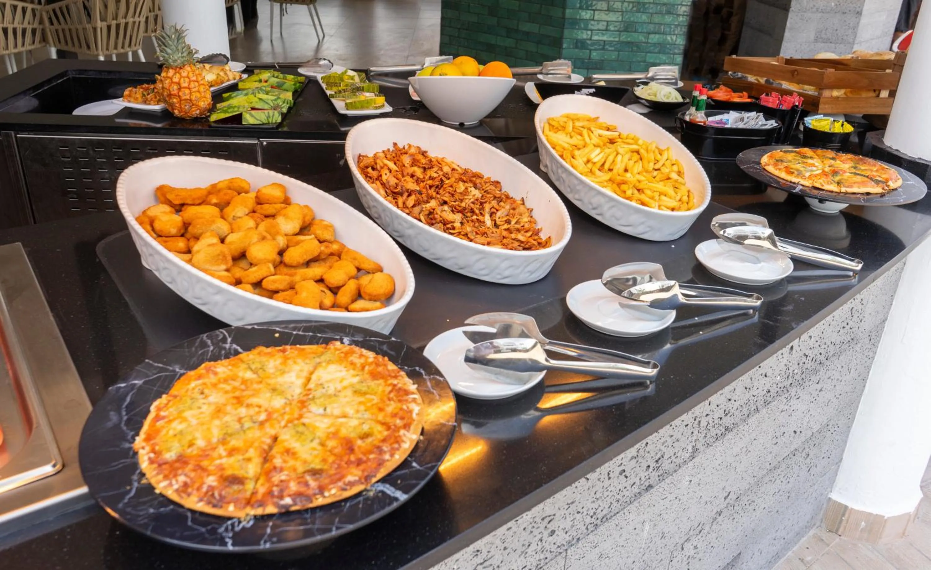 Lunch in Bakour Lanzarote Splash