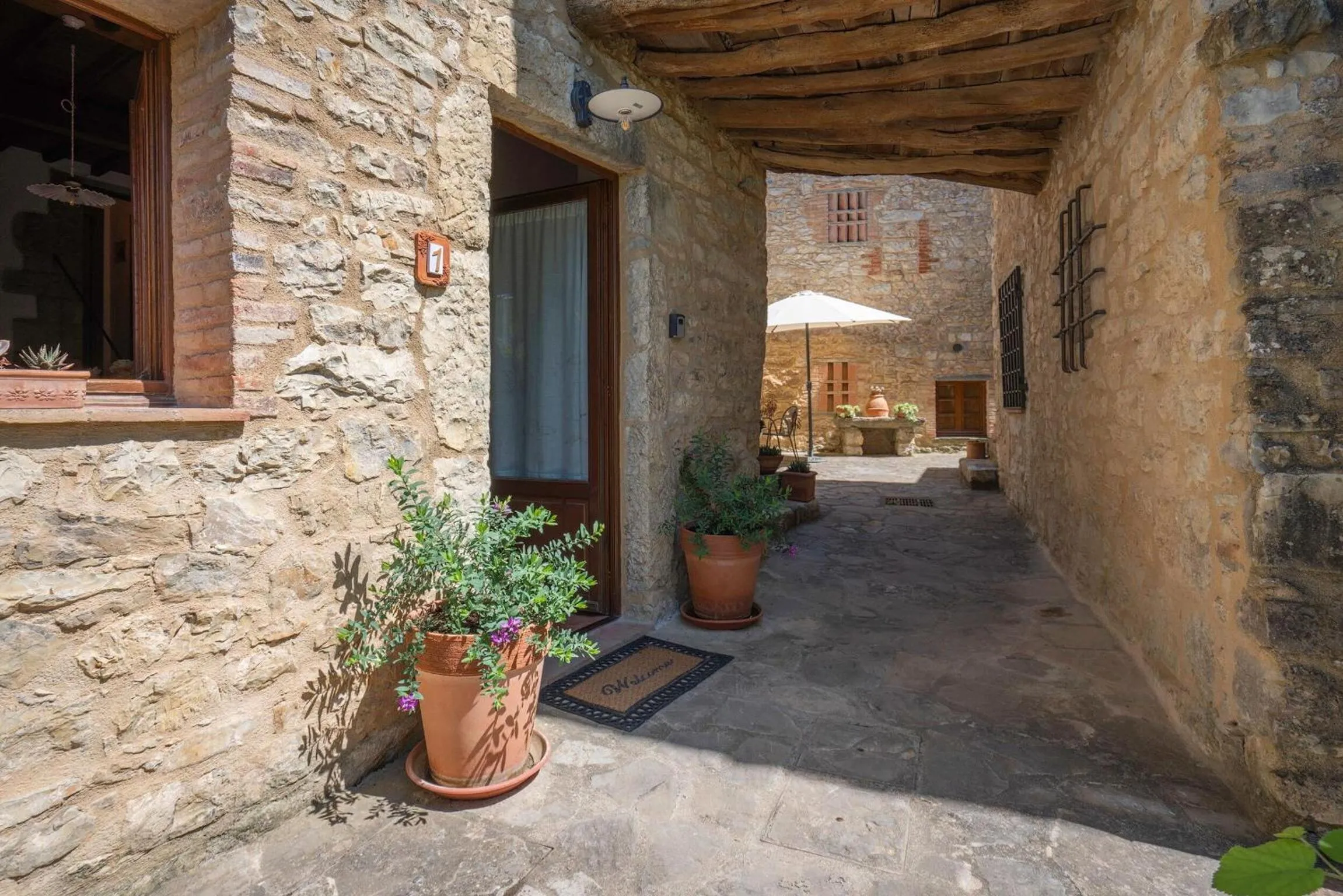 Chiara House In Galenda
