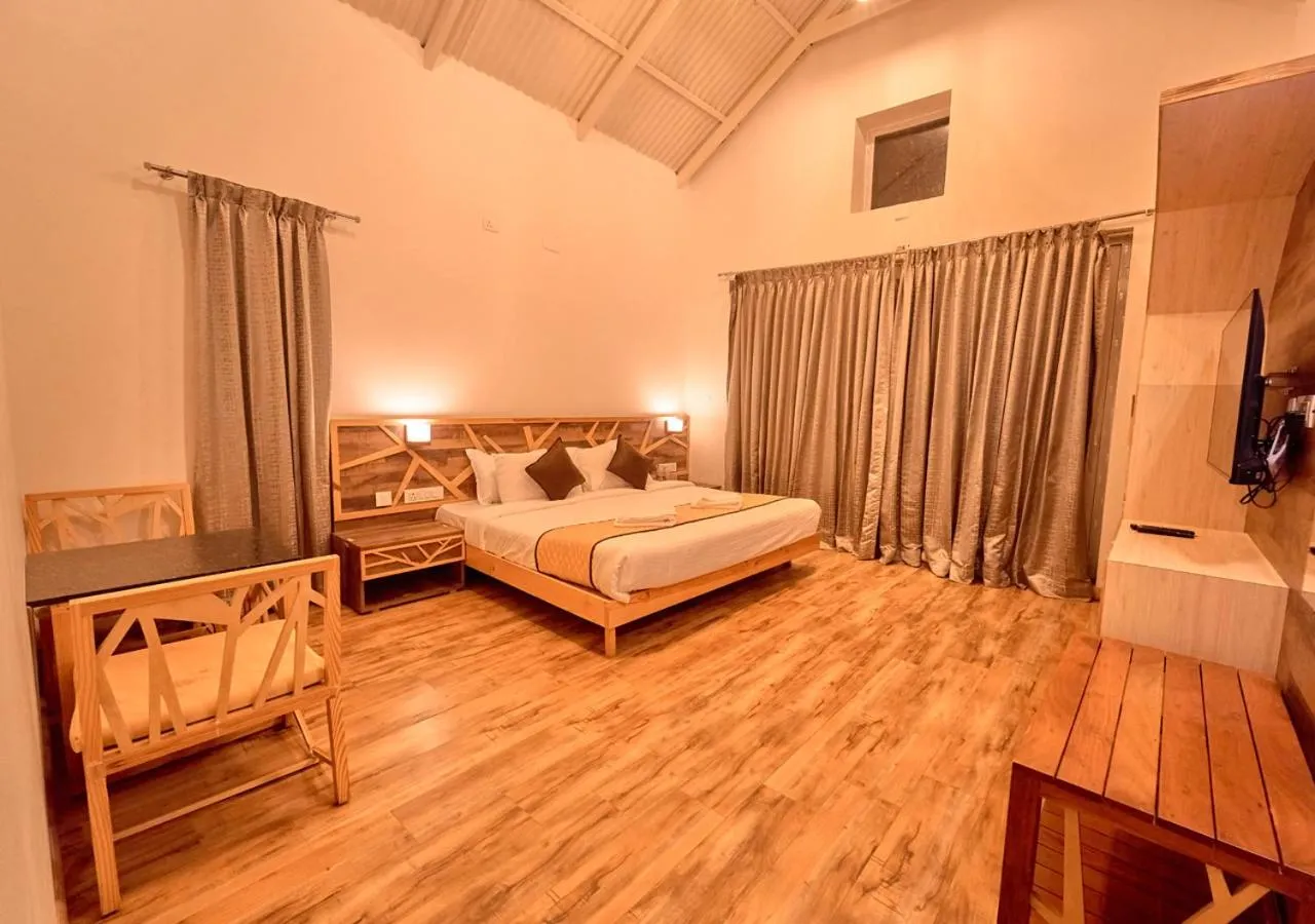 Bed in AJ Gable Clouds Ooty by VOYE HOMES - Serene Stay Near Avalanche Emerald Lake