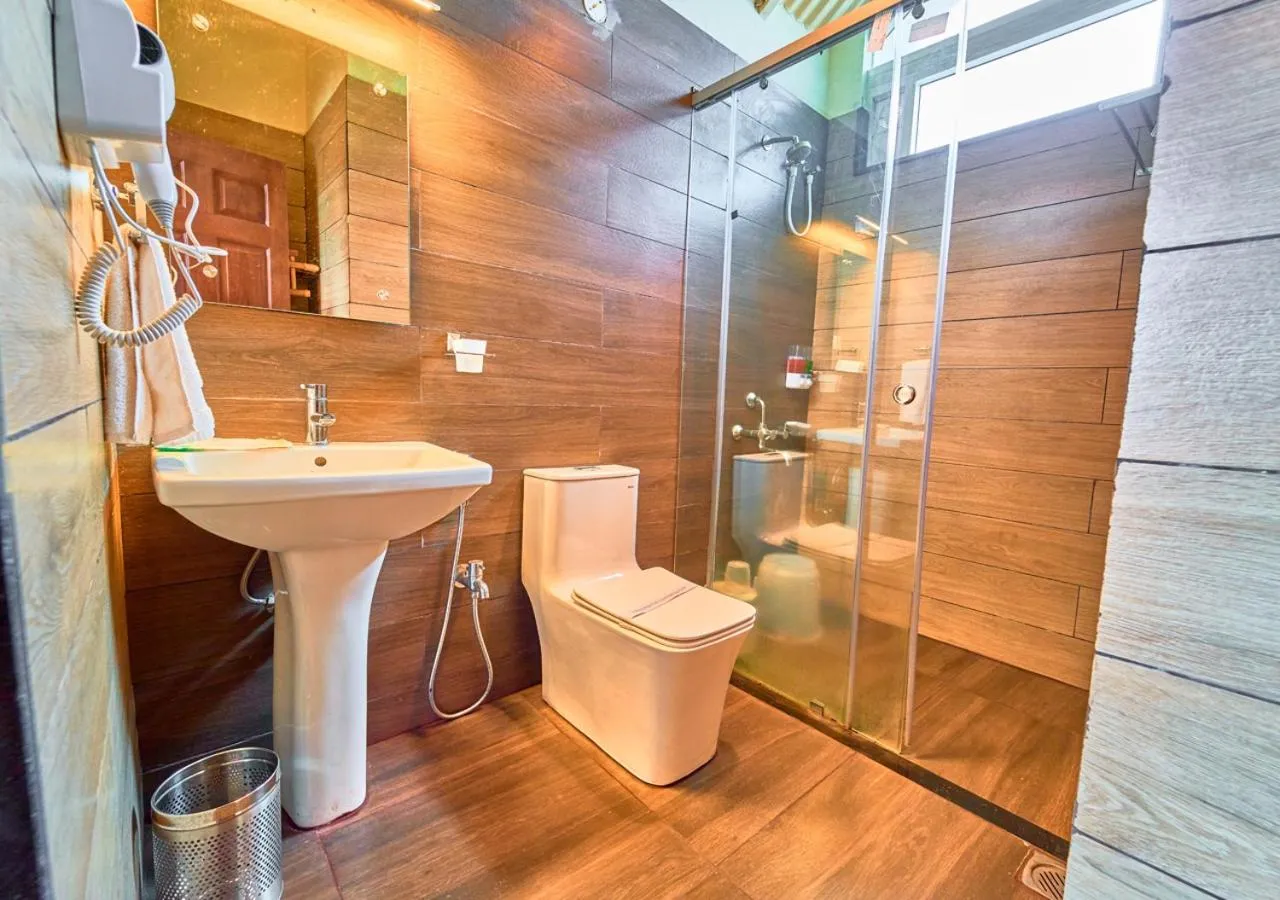 Shower in AJ Gable Clouds Ooty by VOYE HOMES - Serene Stay Near Avalanche Emerald Lake