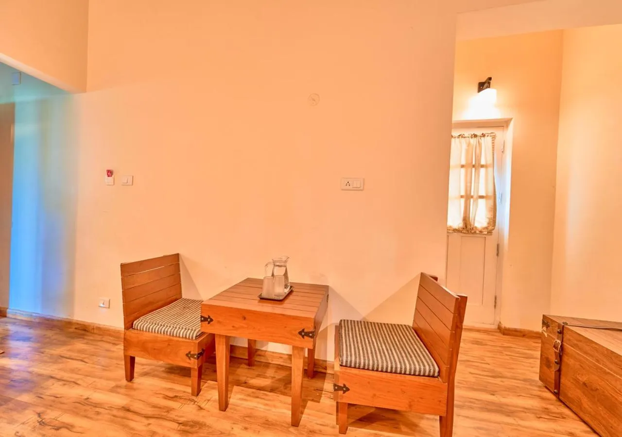 Living room in AJ Gable Clouds Ooty by VOYE HOMES - Serene Stay Near Avalanche Emerald Lake