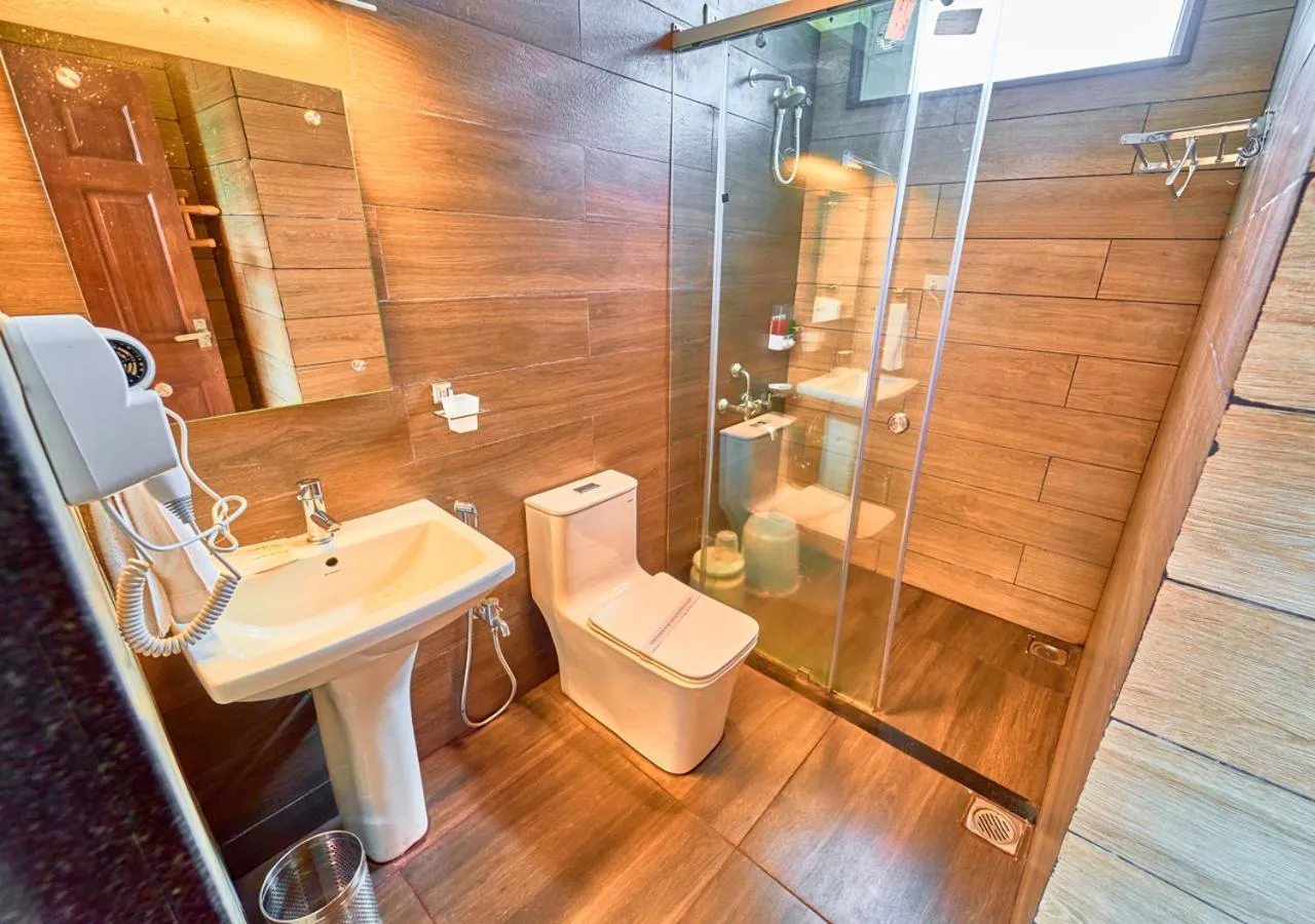 Shower in AJ Gable Clouds Ooty by VOYE HOMES - Serene Stay Near Avalanche Emerald Lake