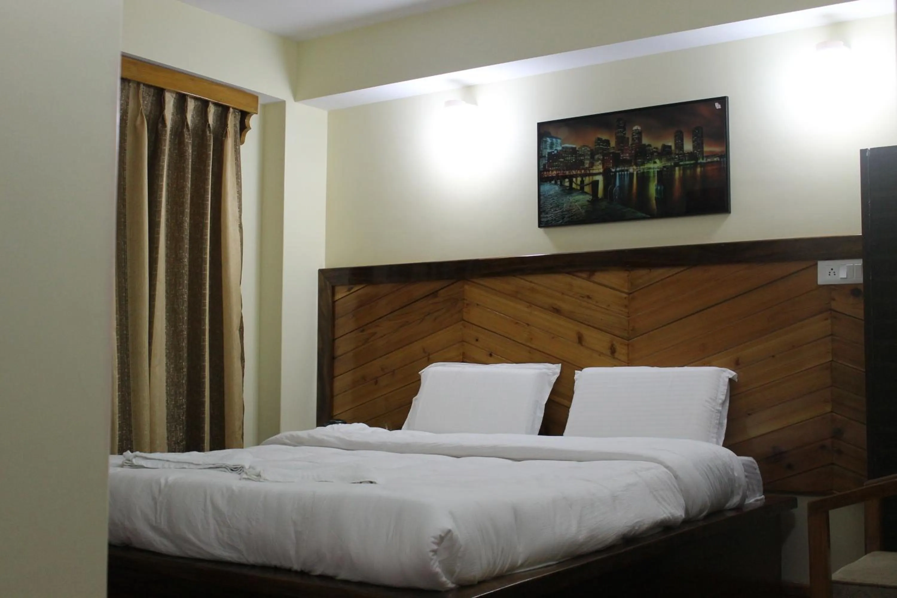 Toilet in Hotel White Yak