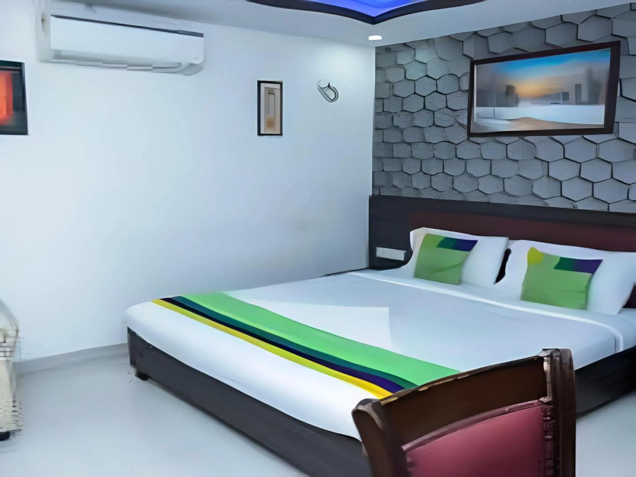 Bed in Palani Andavar