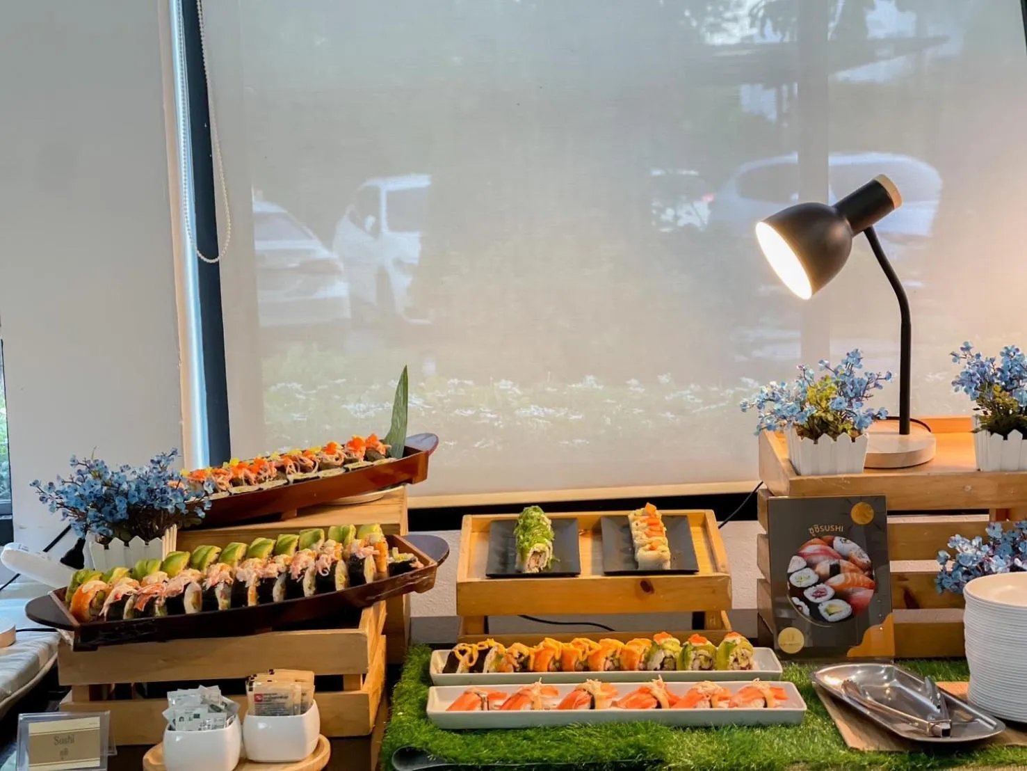 Restaurant/places to eat in Ray Hotel Buriram