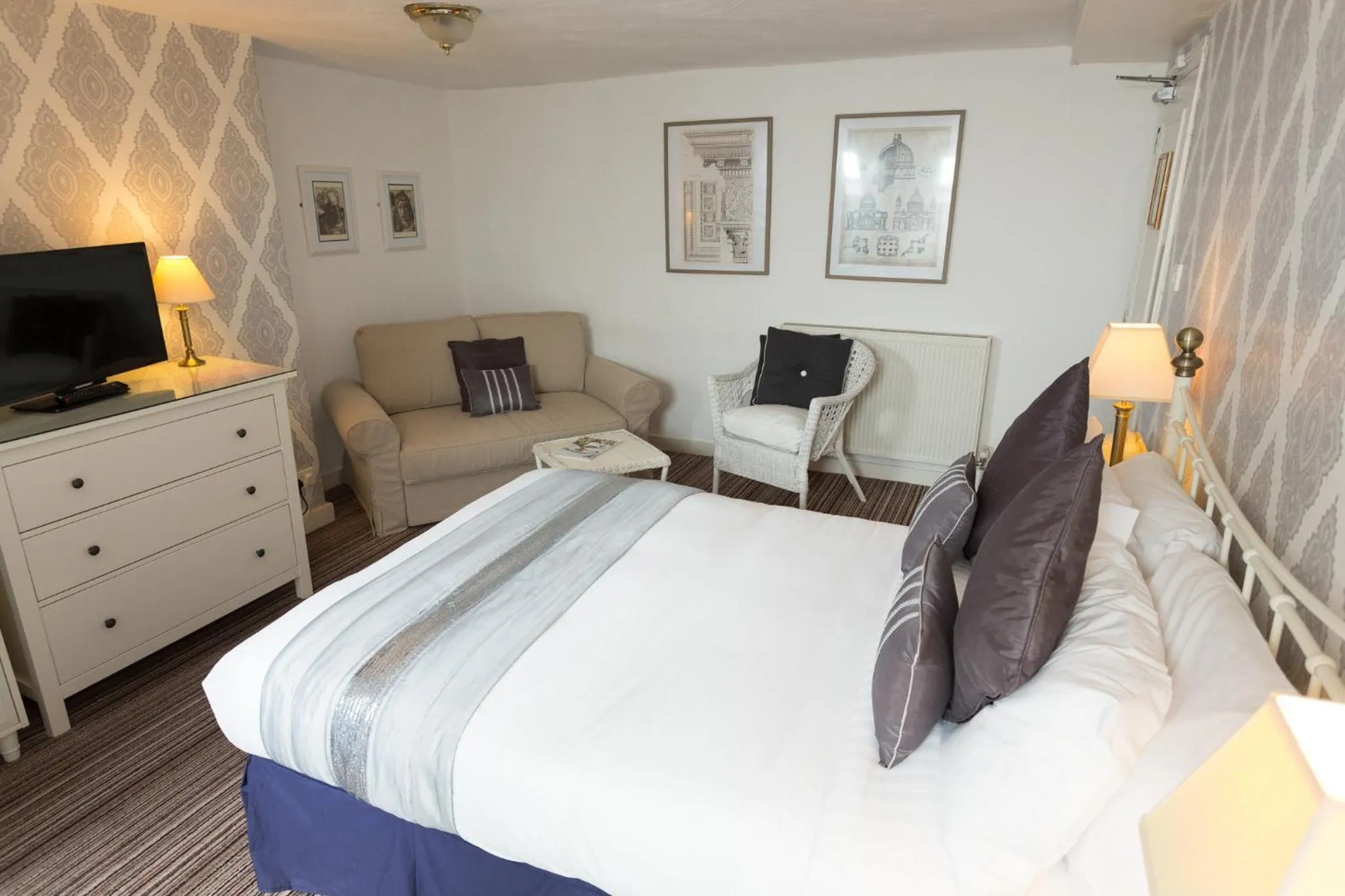 Bedroom, Bed in The Ascott